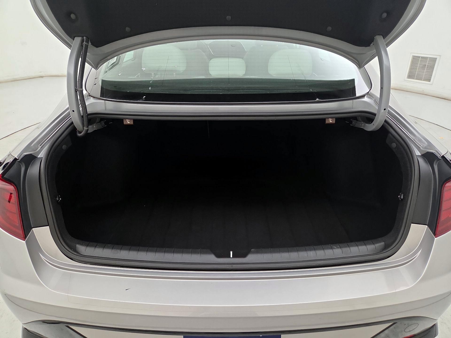 Thumbnail: 2021 Hyundai Sonata - 20