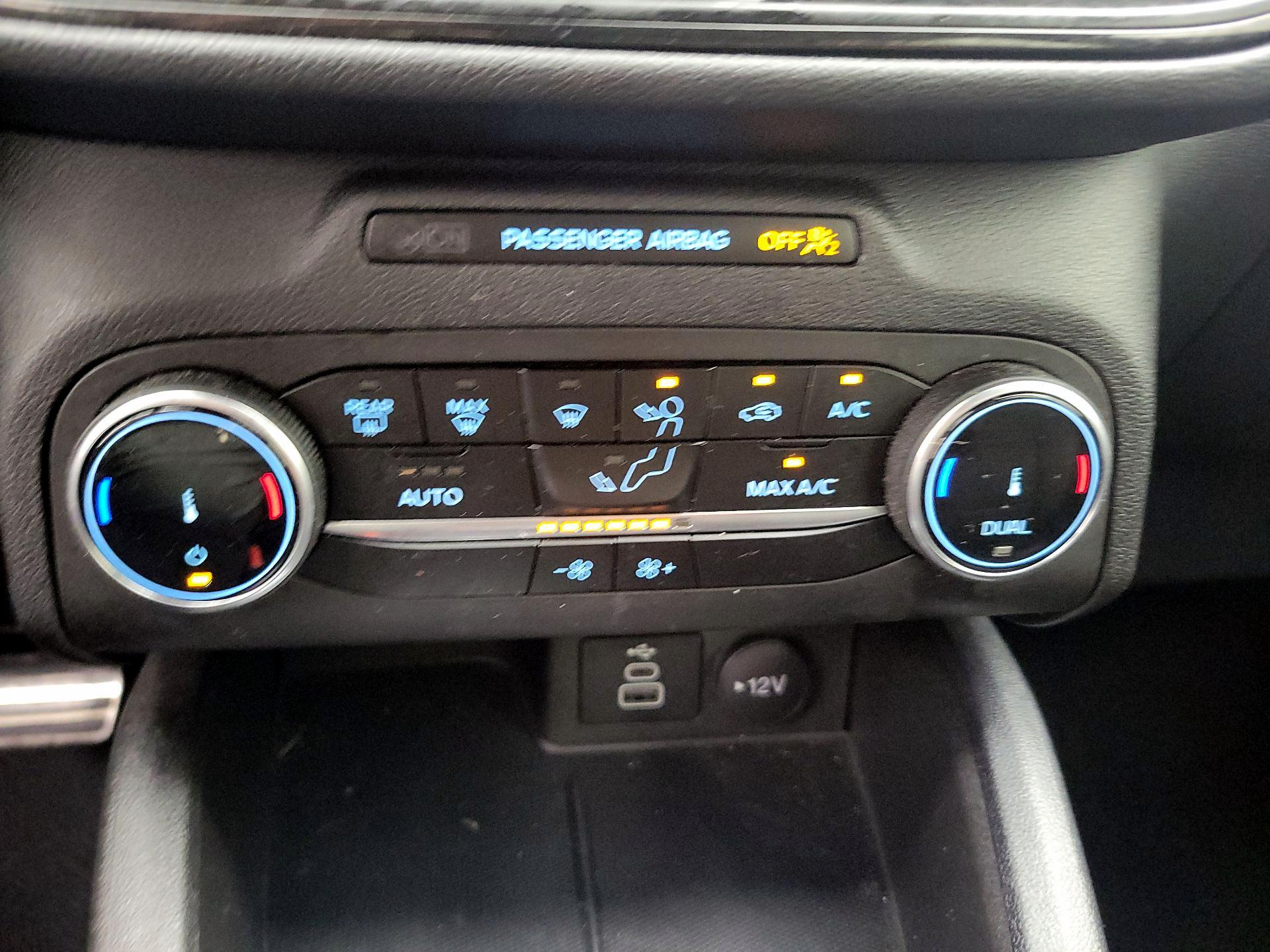 Thumbnail: 2024 Ford Escape - 16