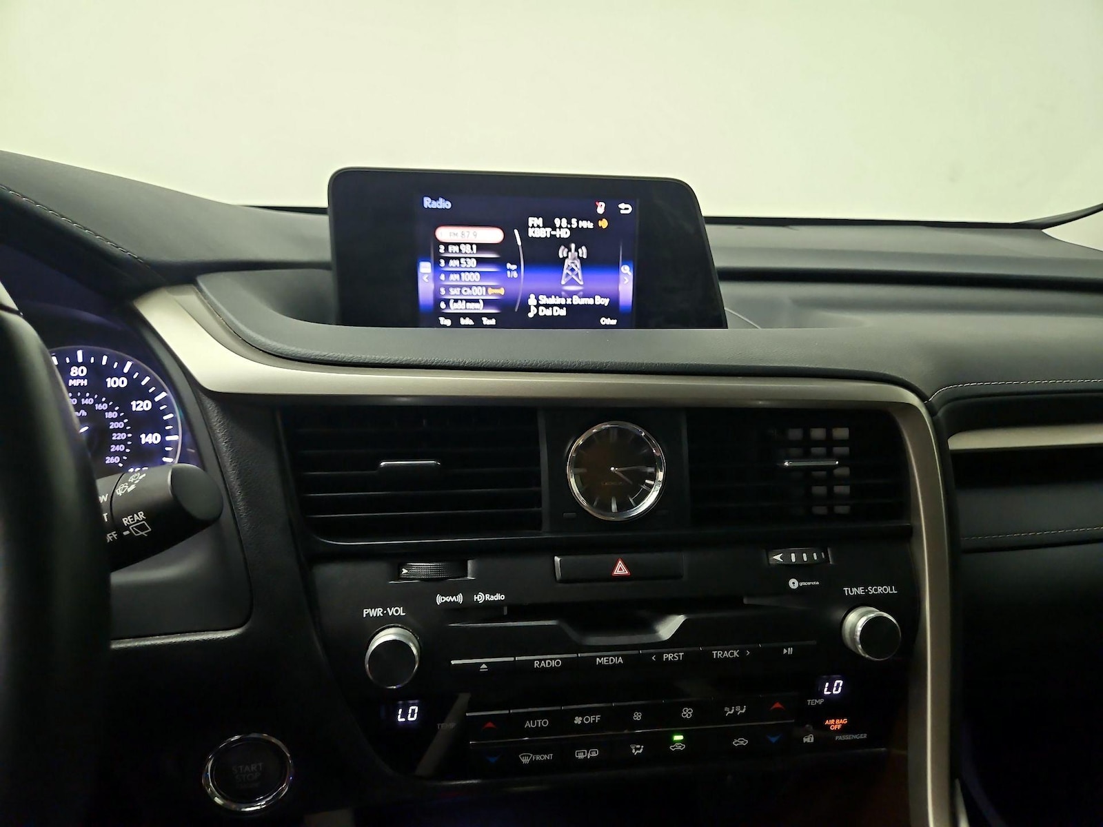 2017 Lexus RX 350 - Photo 16