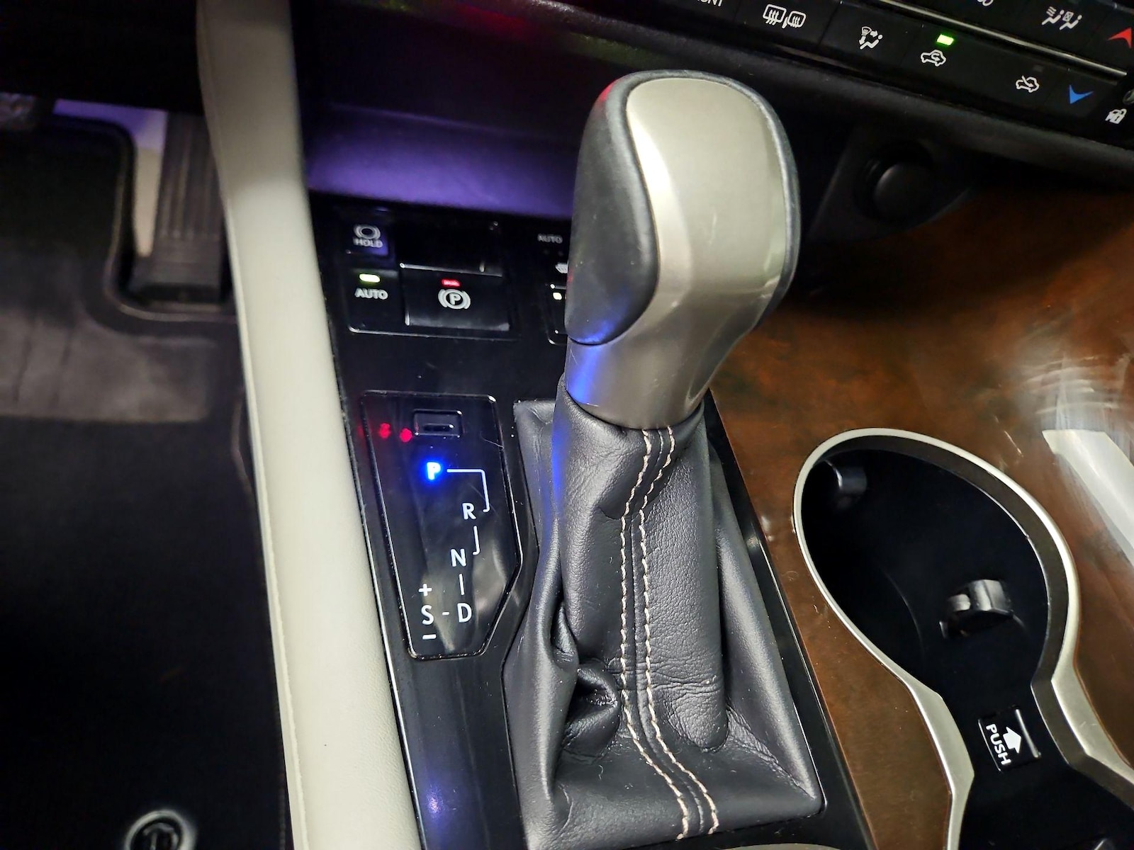 2017 Lexus RX 350 - Photo 18