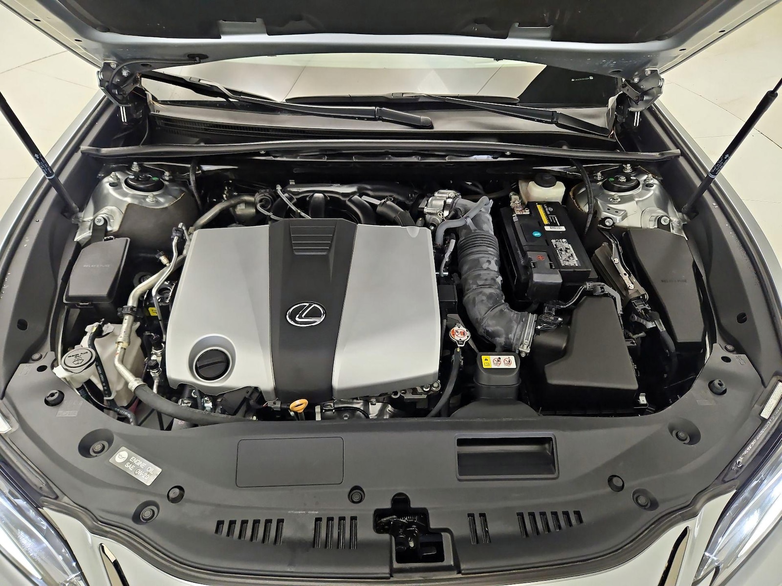 2022 Lexus ES F SPORT - Photo 20