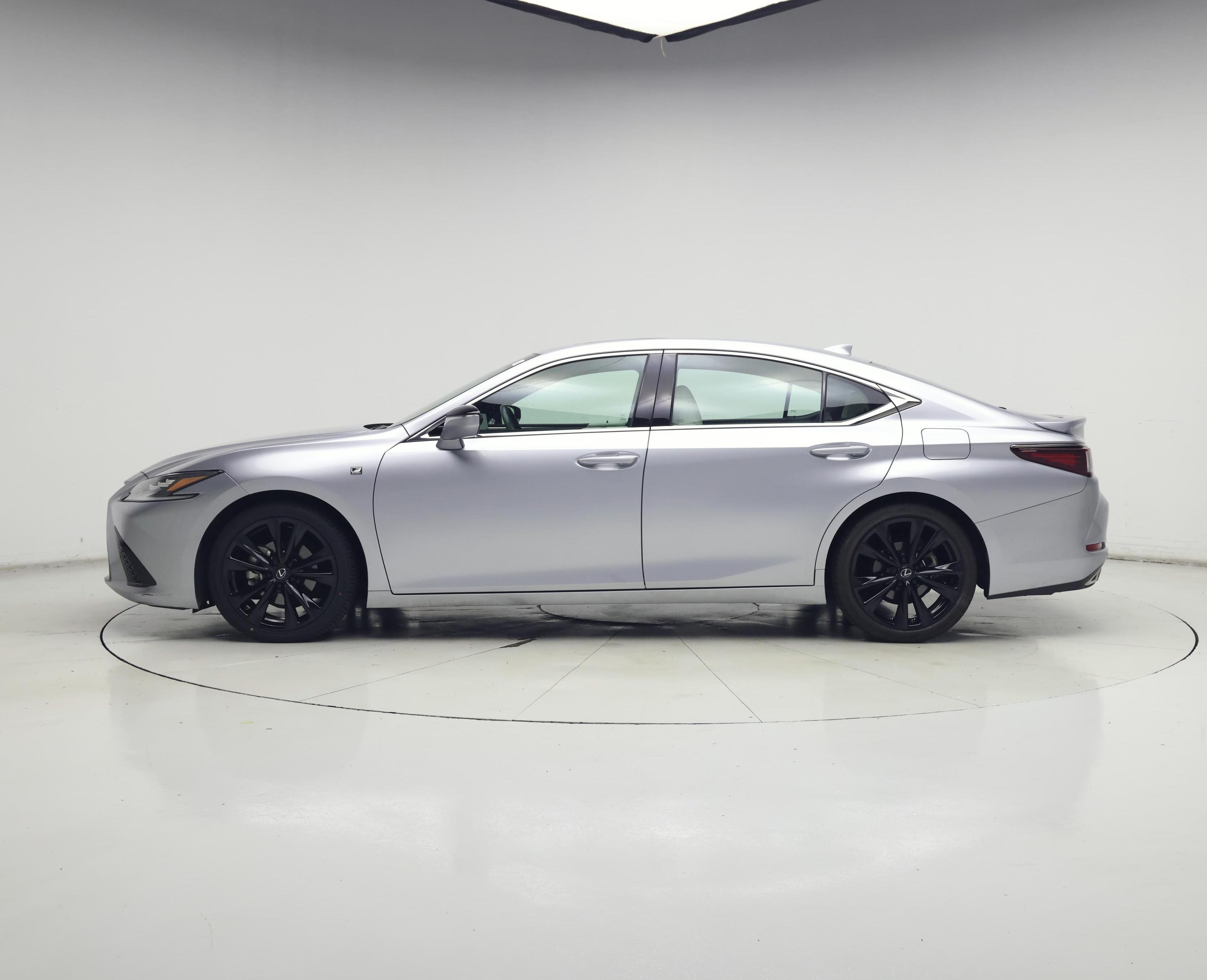 Thumbnail: 2022 Lexus ES - 3