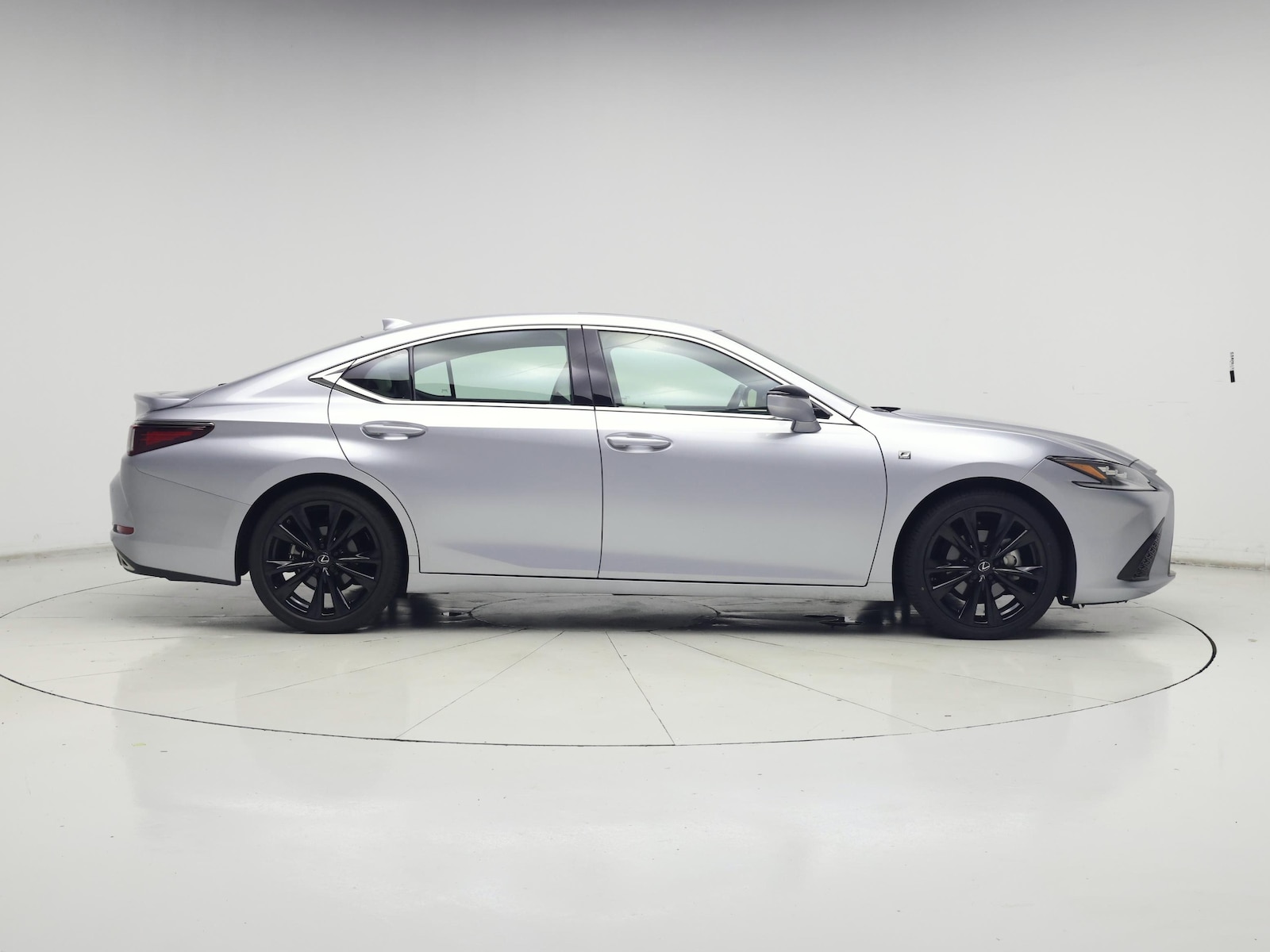 2022 Lexus ES F SPORT - Photo 8