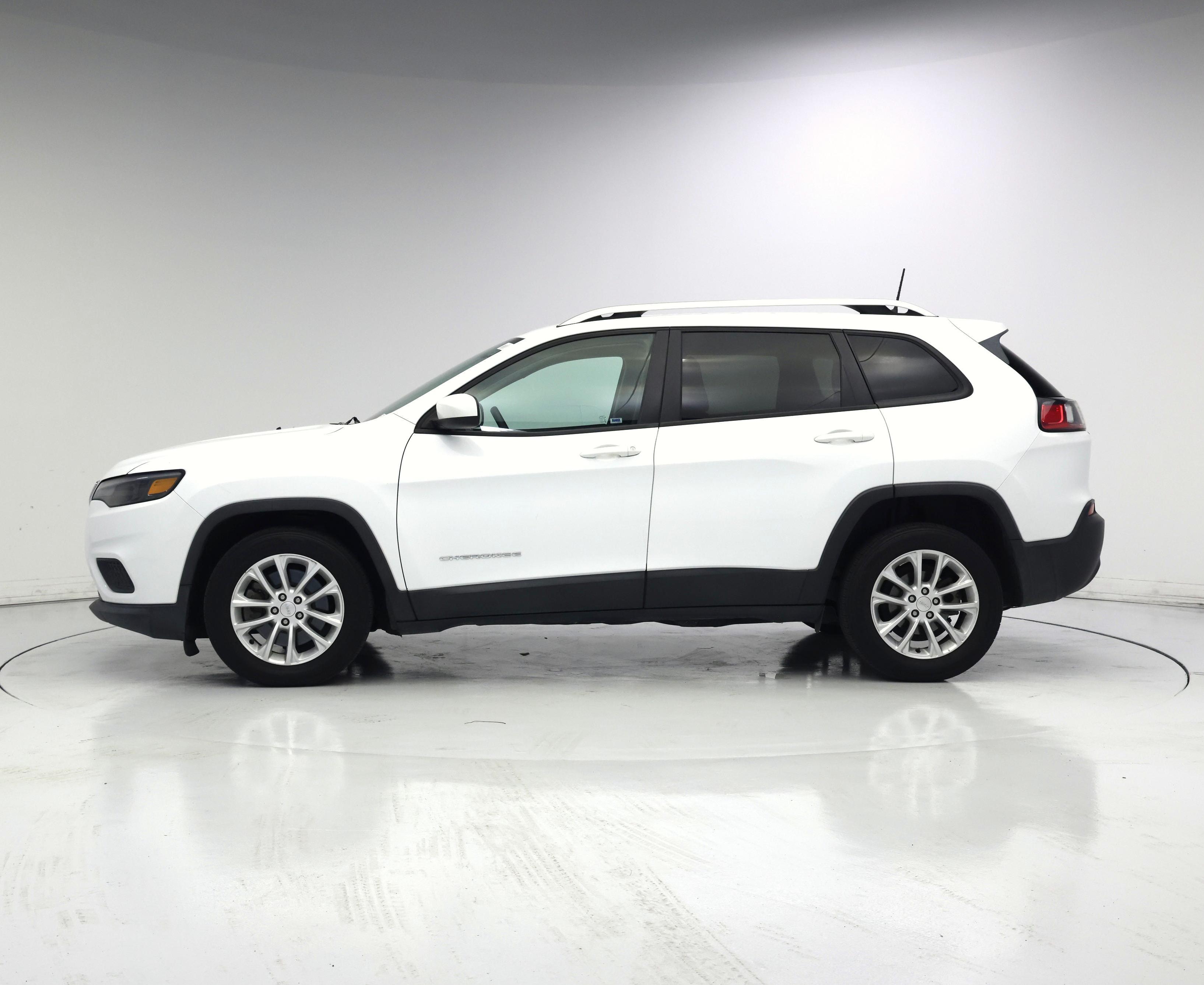 Thumbnail: 2020 Jeep Cherokee - 3