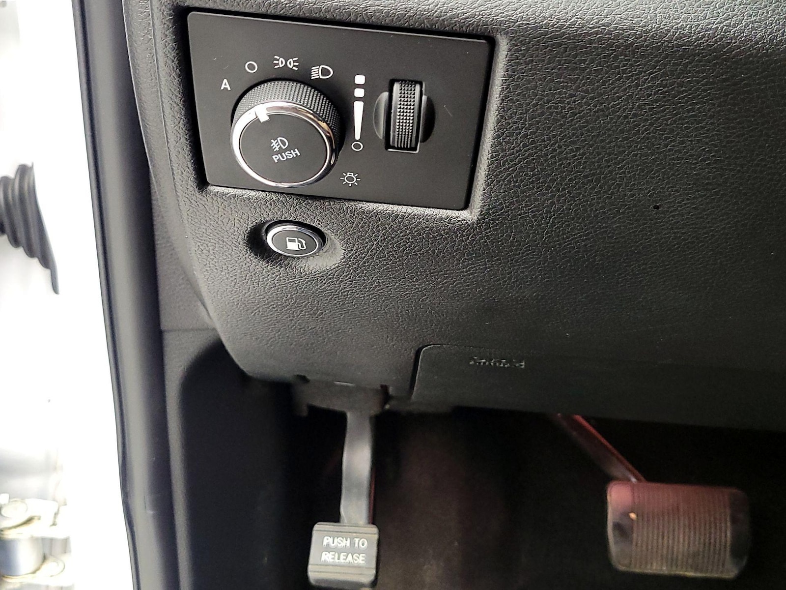 2020 Jeep Grand Cherokee Limited - Photo 14