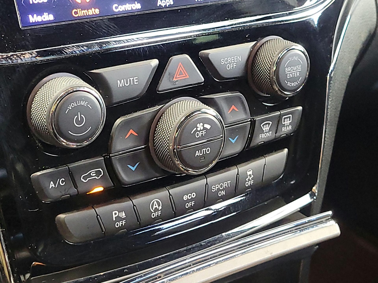 2020 Jeep Grand Cherokee Limited - Photo 18