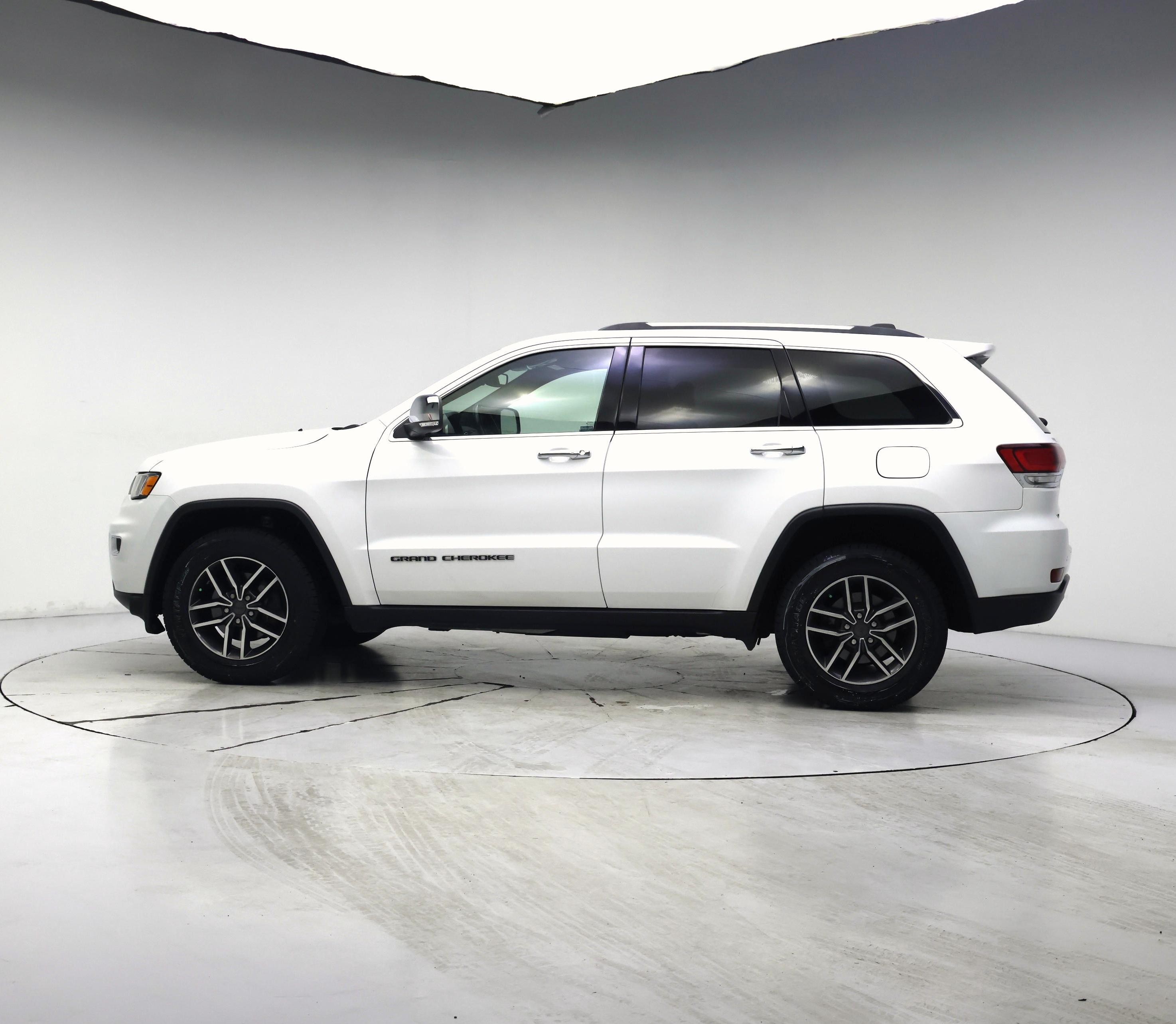 Thumbnail: 2020 Jeep Grand Cherokee - 3