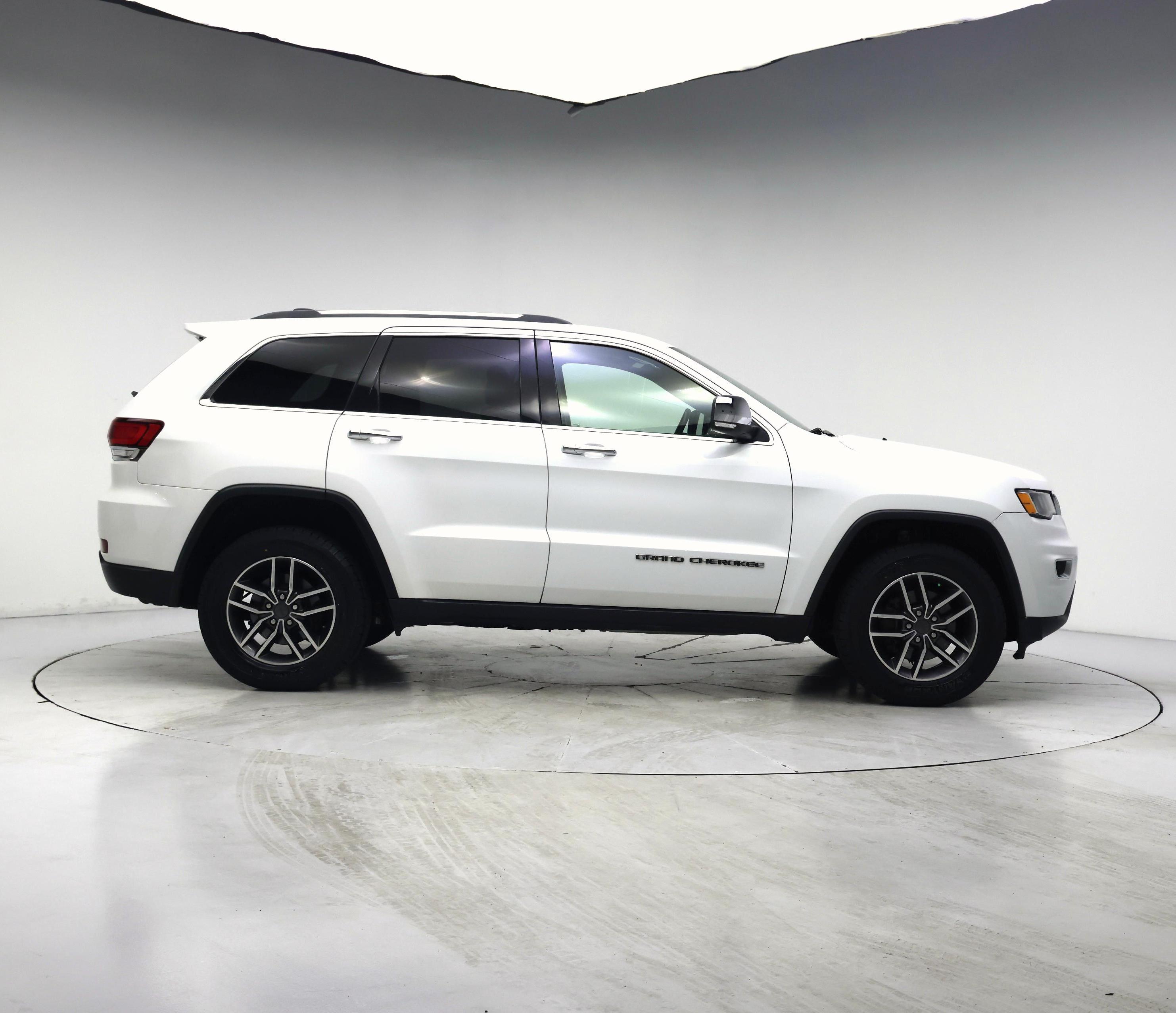 Thumbnail: 2020 Jeep Grand Cherokee - 7