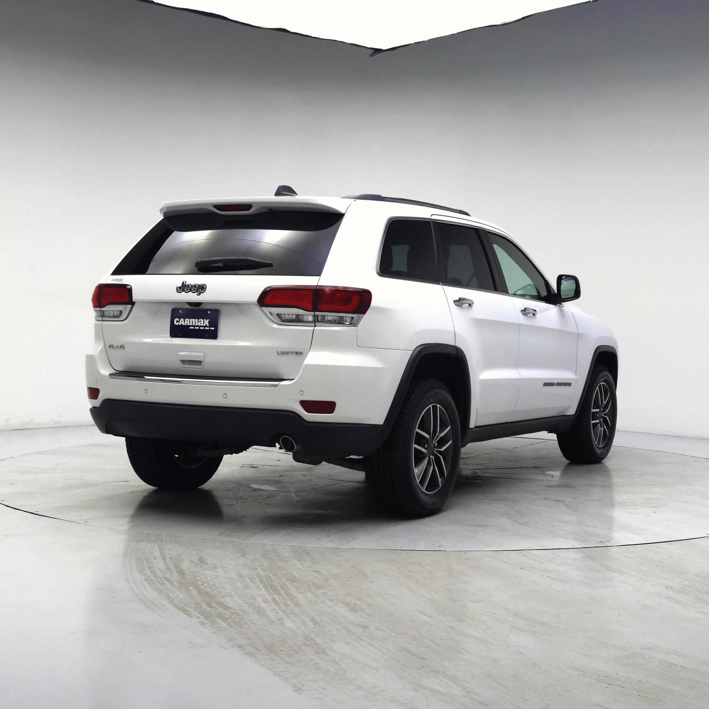 Thumbnail: 2020 Jeep Grand Cherokee - 8