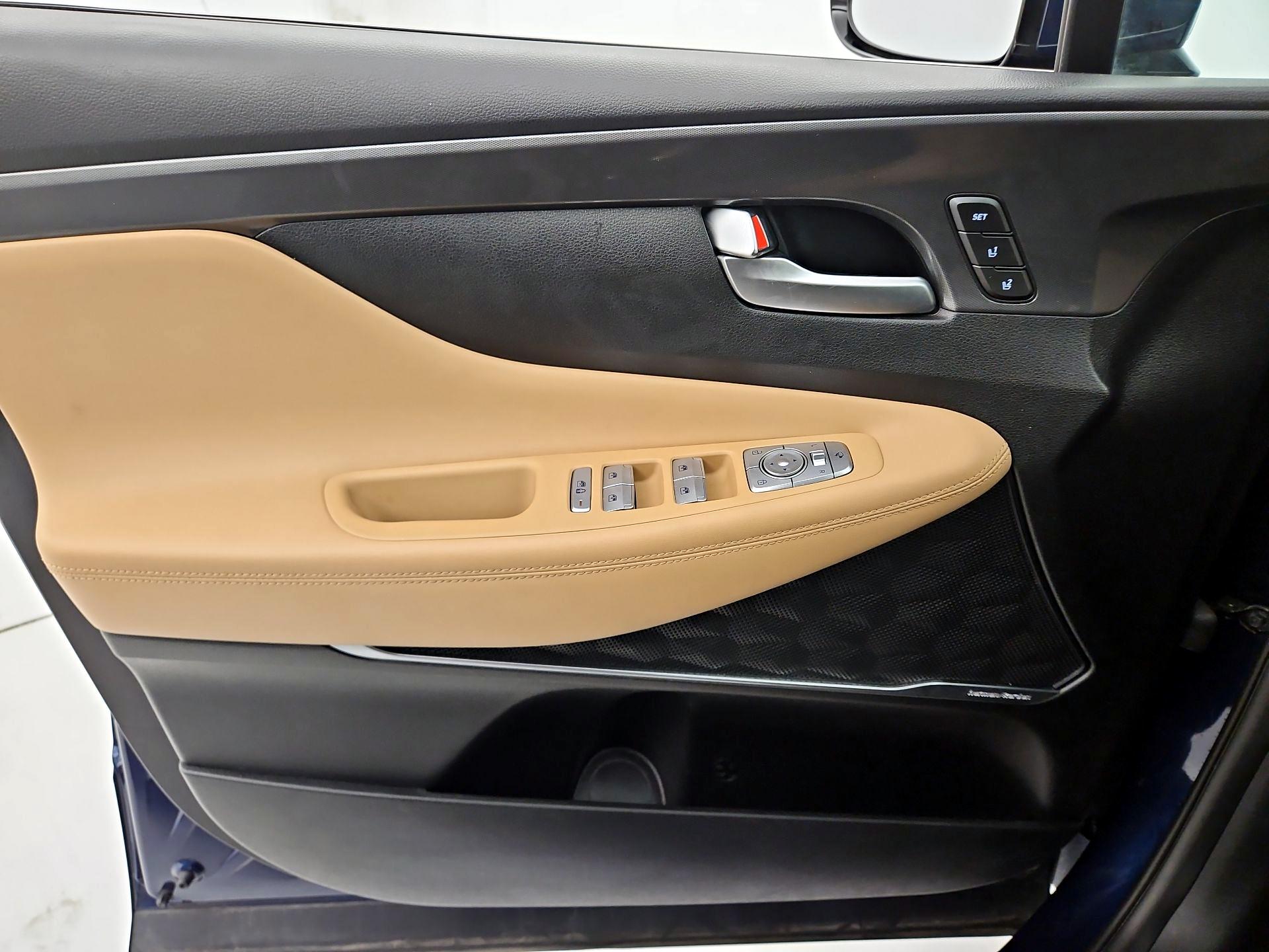 Thumbnail: 2023 Hyundai Santa Fe - 12