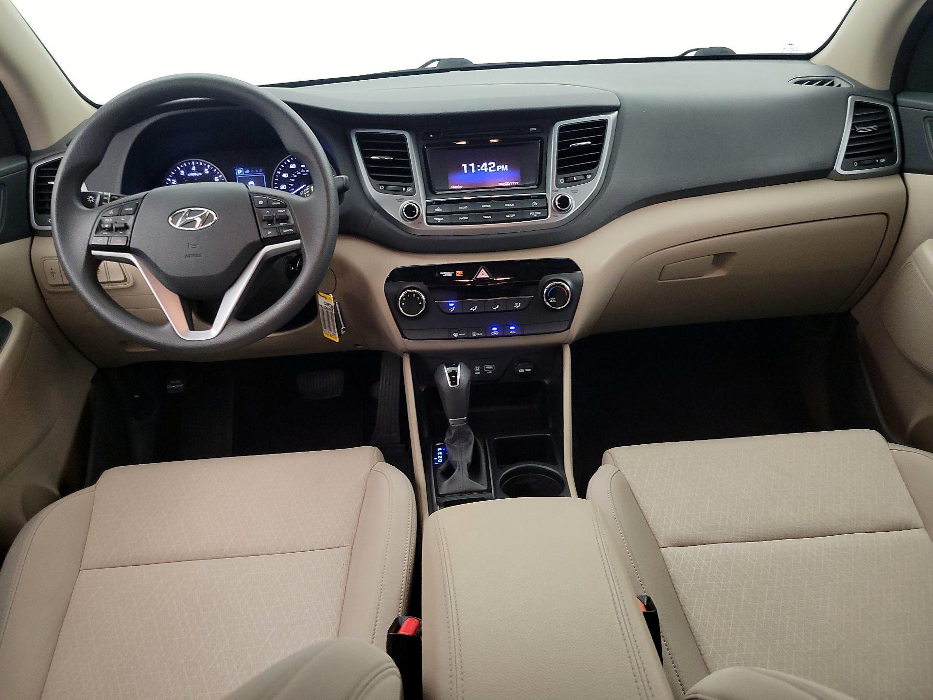 Thumbnail: 2017 Hyundai Tucson - 9