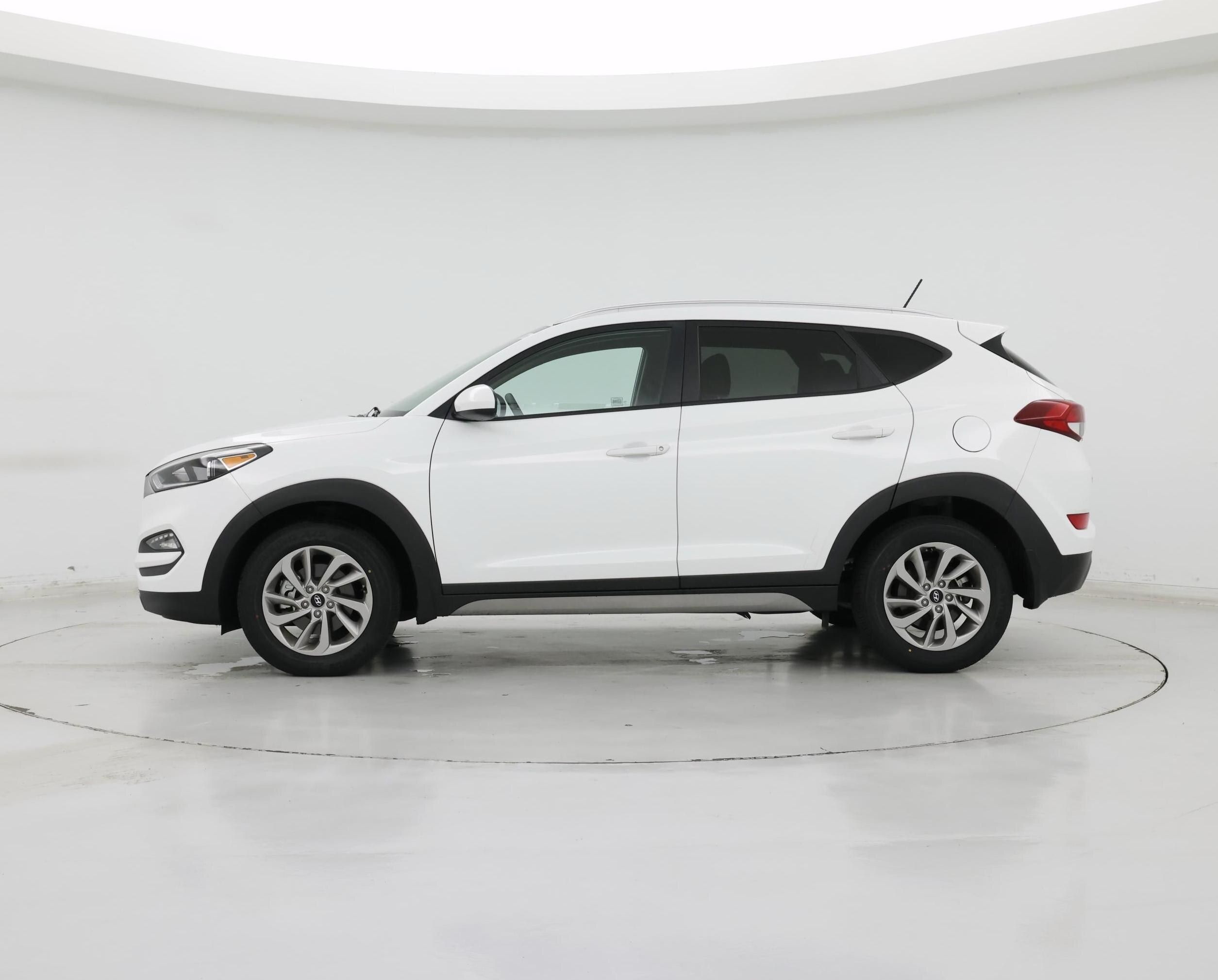 Thumbnail: 2017 Hyundai Tucson - 3