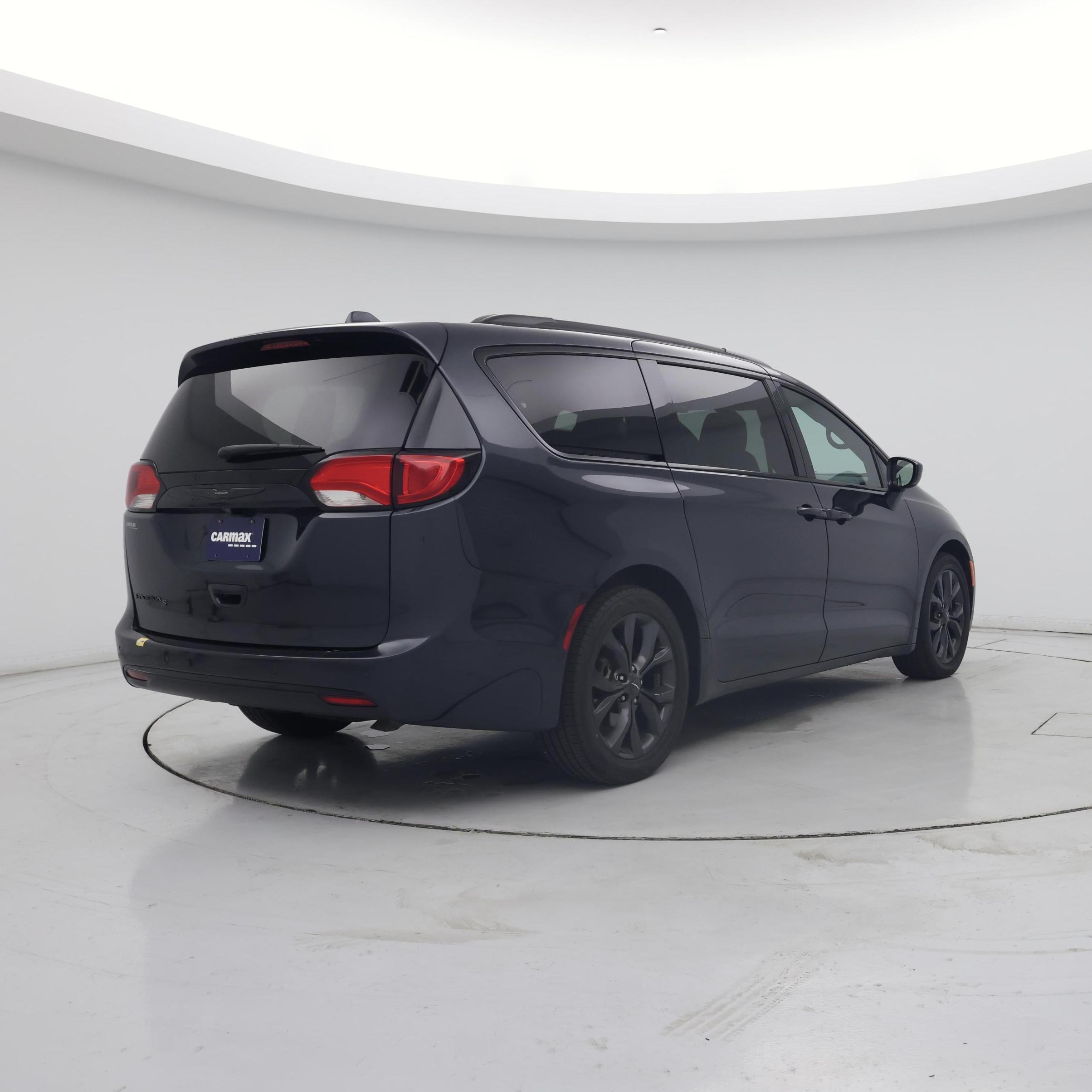 Thumbnail: 2020 Chrysler Pacifica - 8