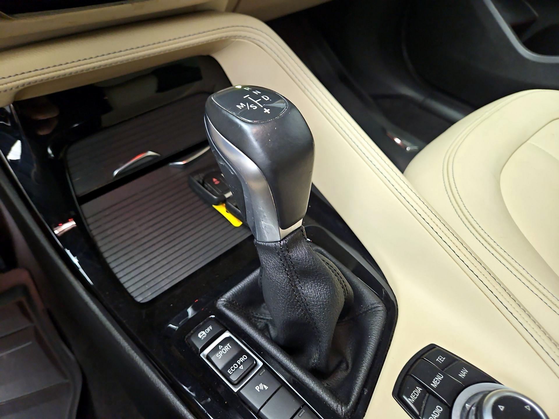 Thumbnail: 2016 BMW X1 - 17