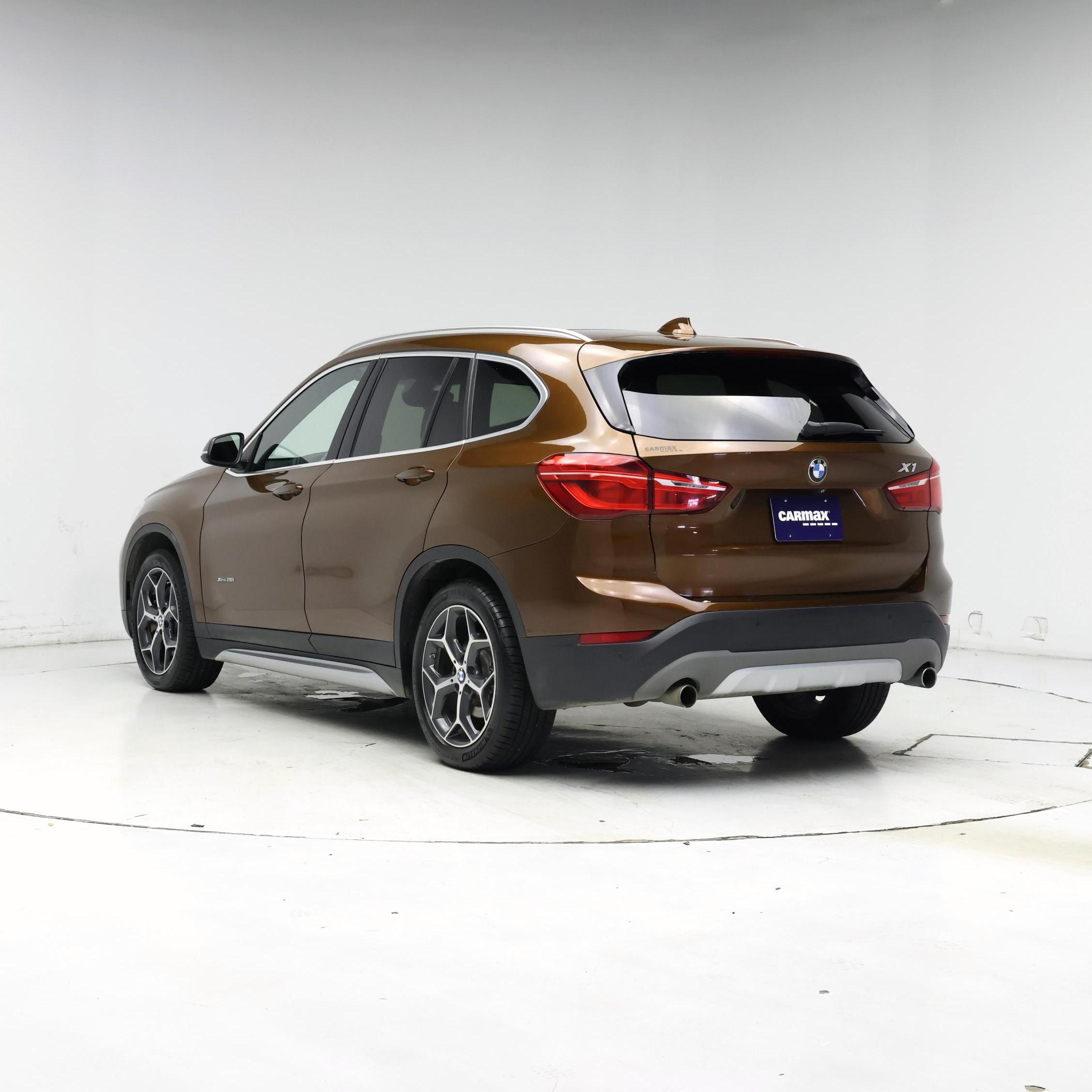 Thumbnail: 2016 BMW X1 - 2