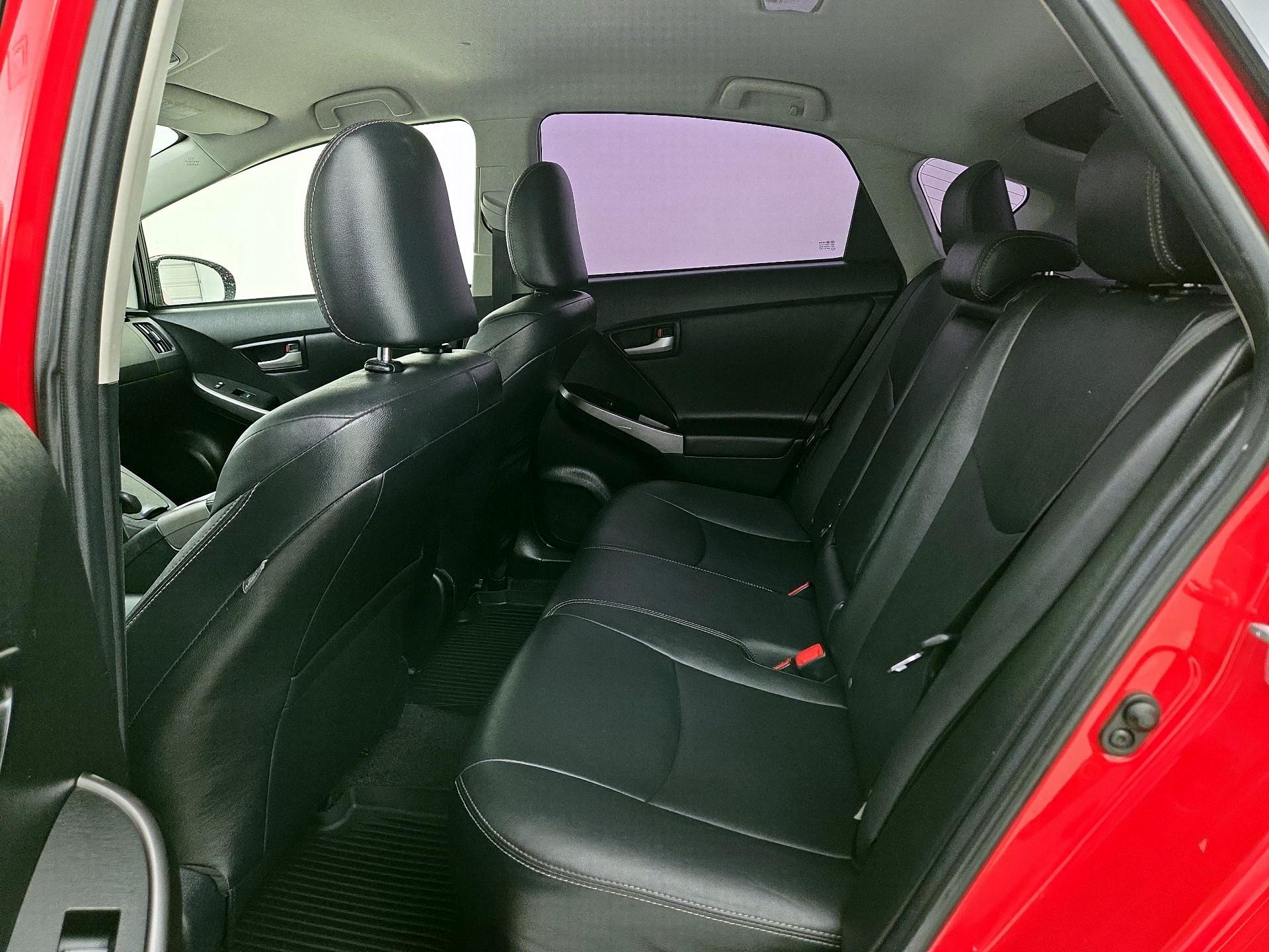 Thumbnail: 2015 Toyota Prius - 19
