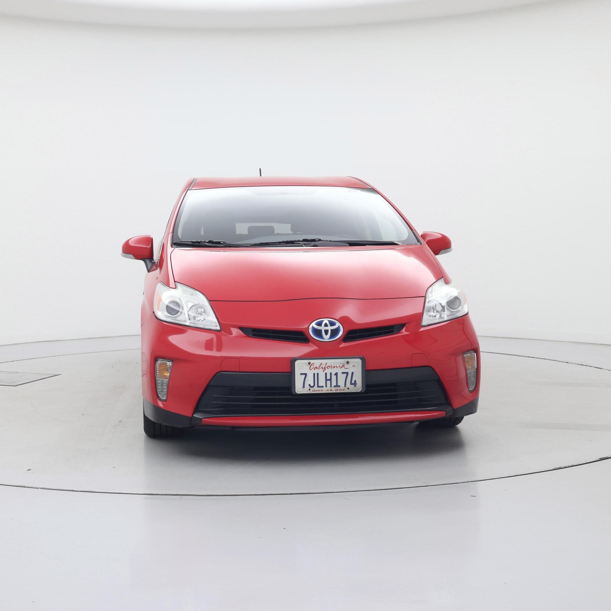 Thumbnail: 2015 Toyota Prius - 5