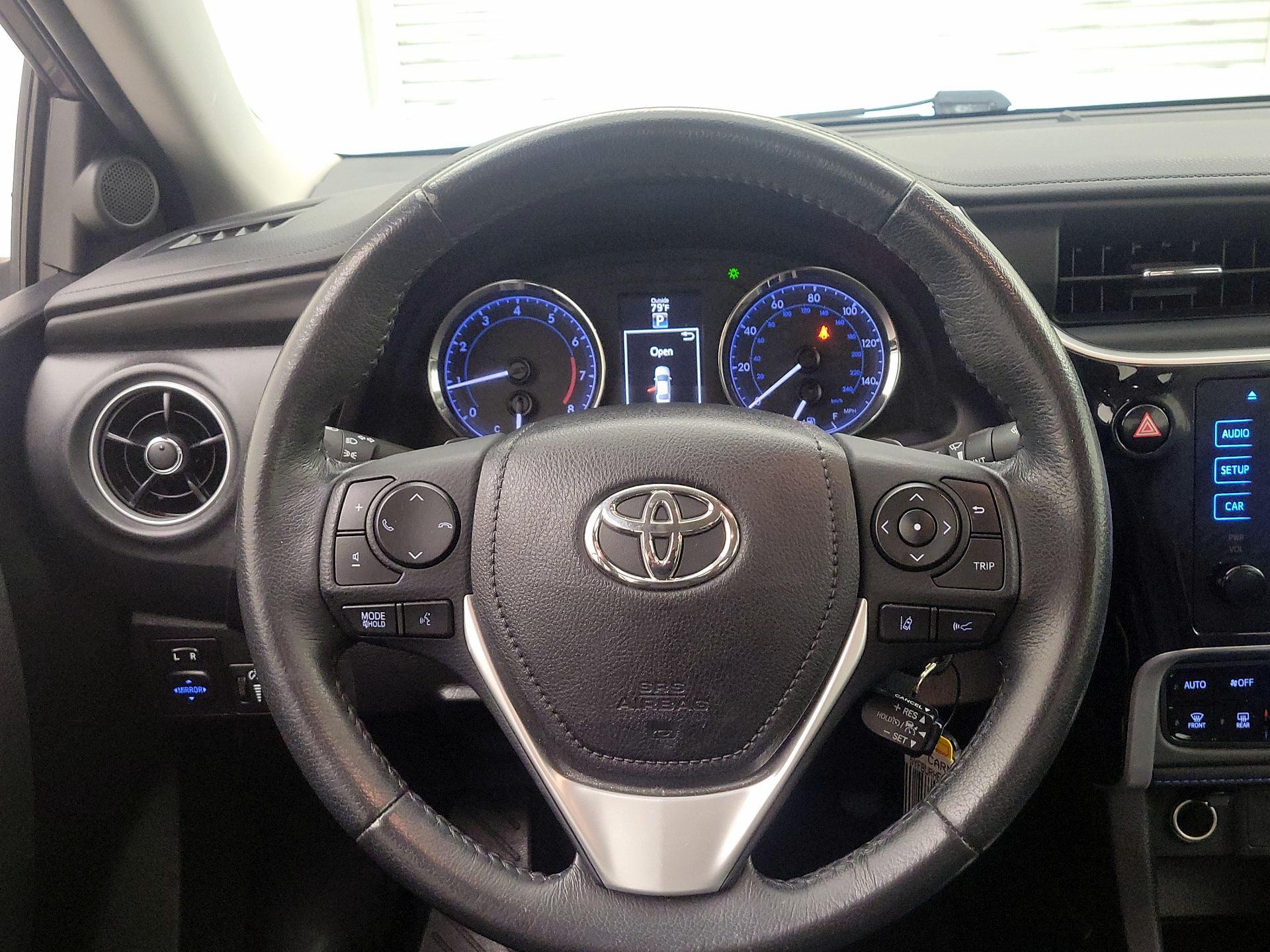 Thumbnail: 2019 Toyota Corolla - 10
