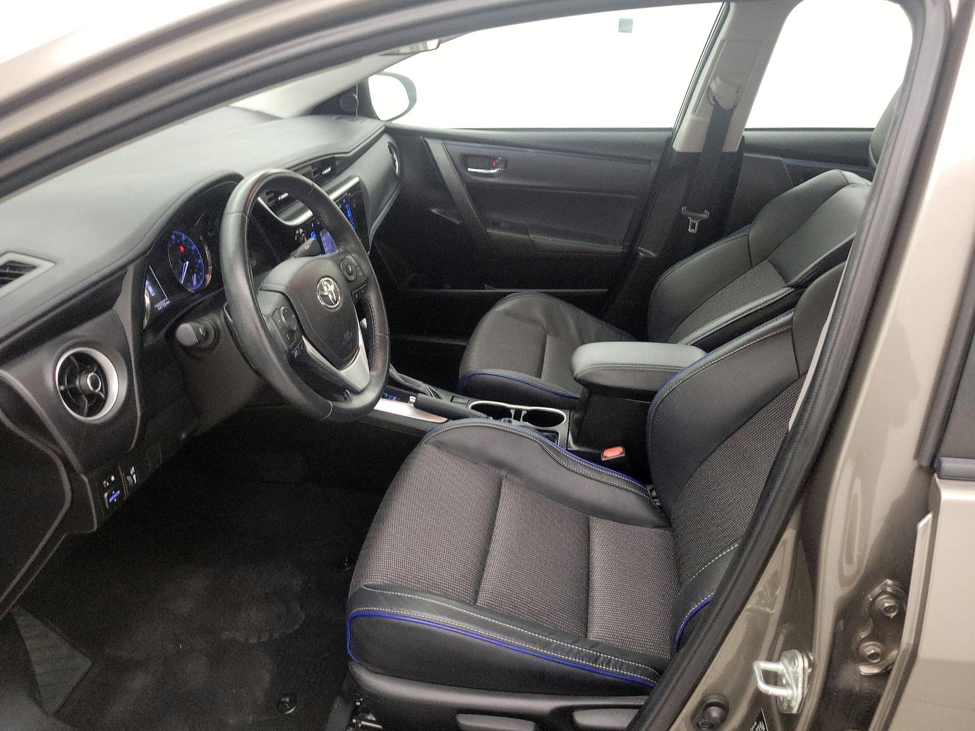 Thumbnail: 2019 Toyota Corolla - 11