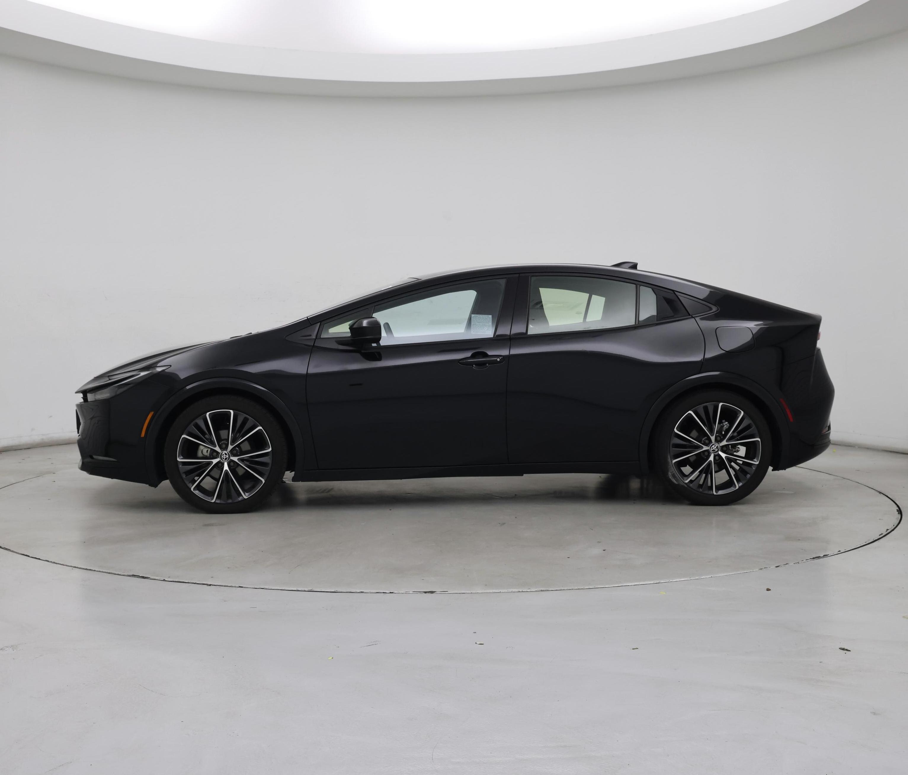 Thumbnail: 2024 Toyota Prius - 3