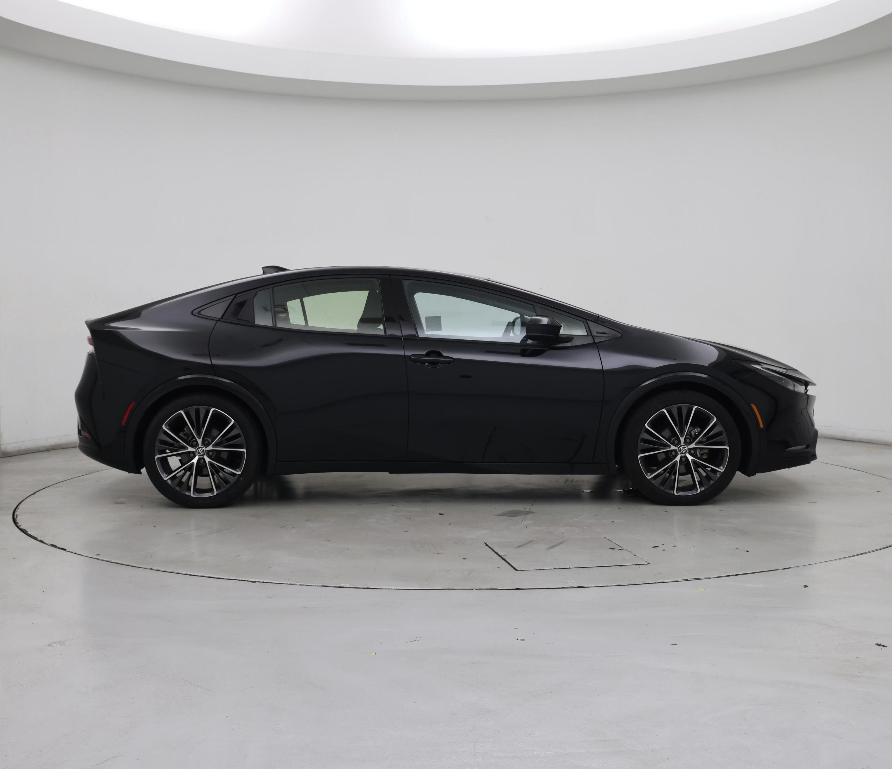 Thumbnail: 2024 Toyota Prius - 7