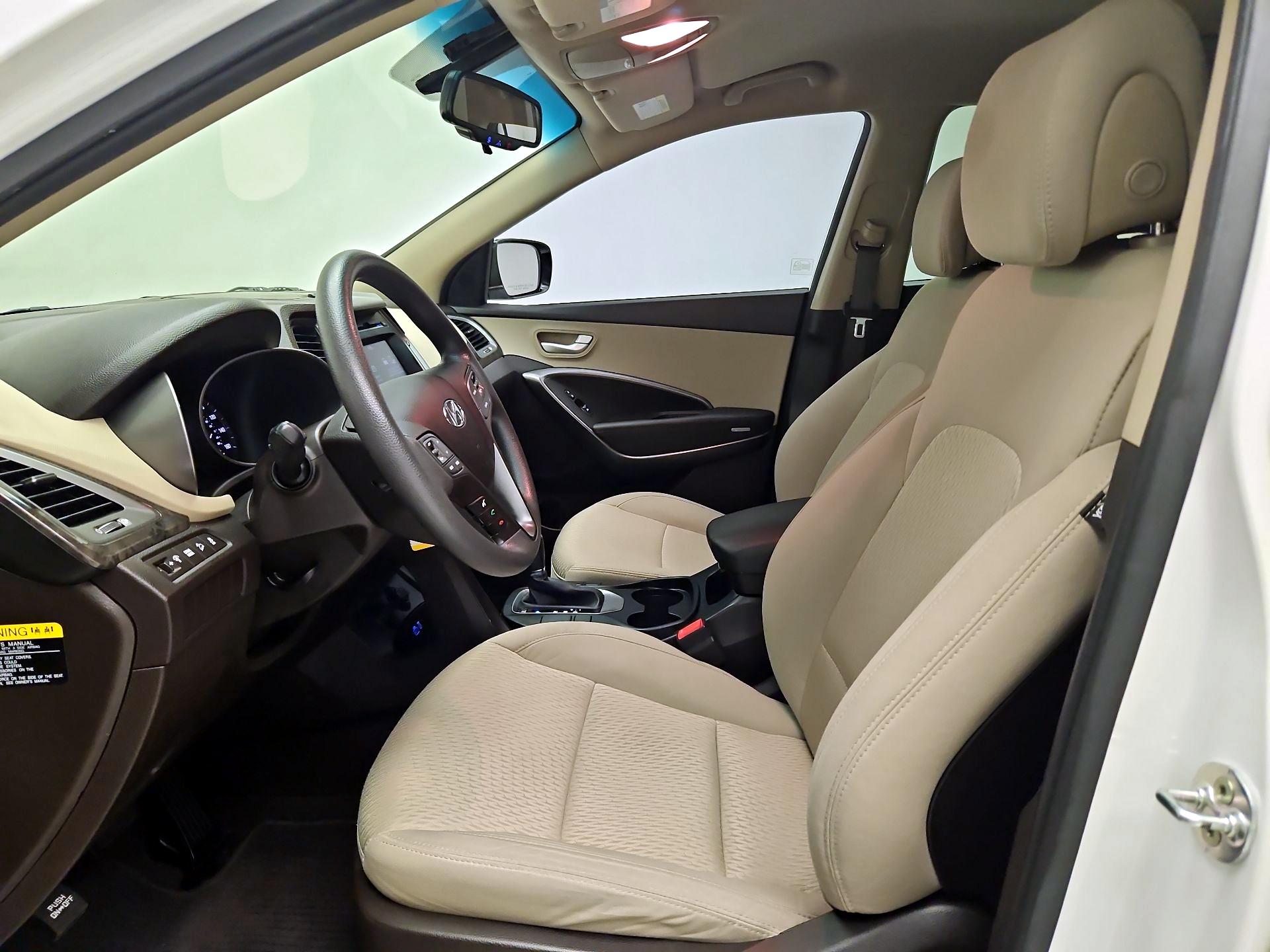 Thumbnail: 2017 Hyundai Santa Fe - 11