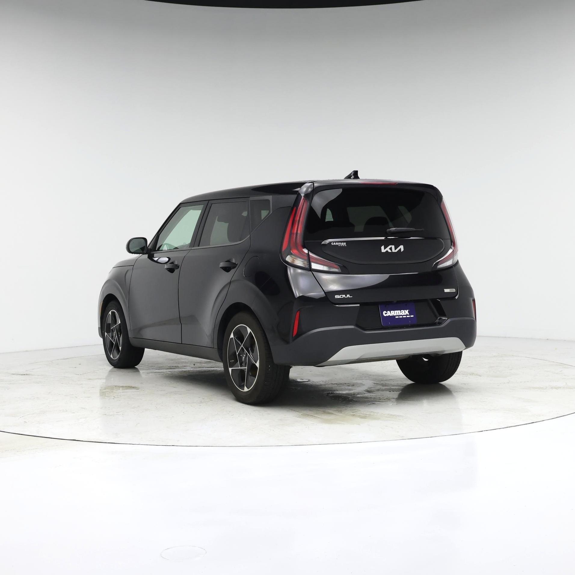 Thumbnail: 2023 Kia Soul - 2