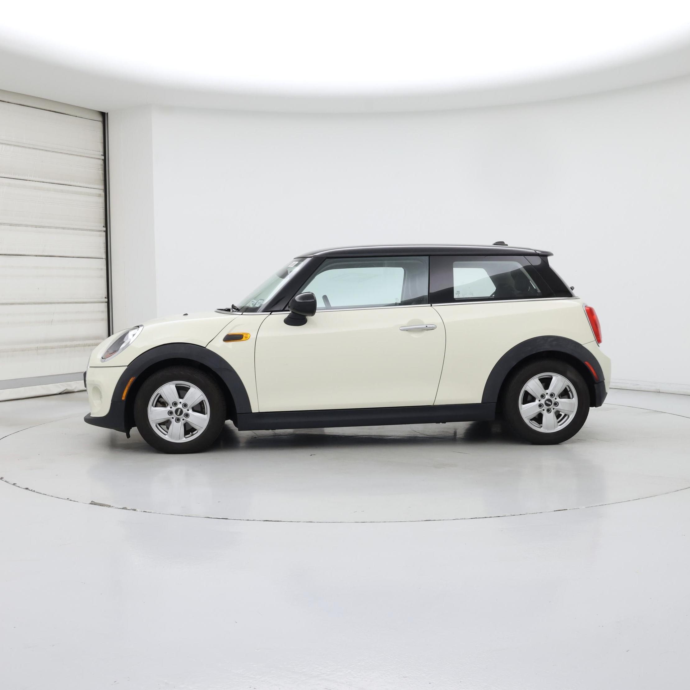 Thumbnail: 2015 MINI Cooper Hardtop - 3