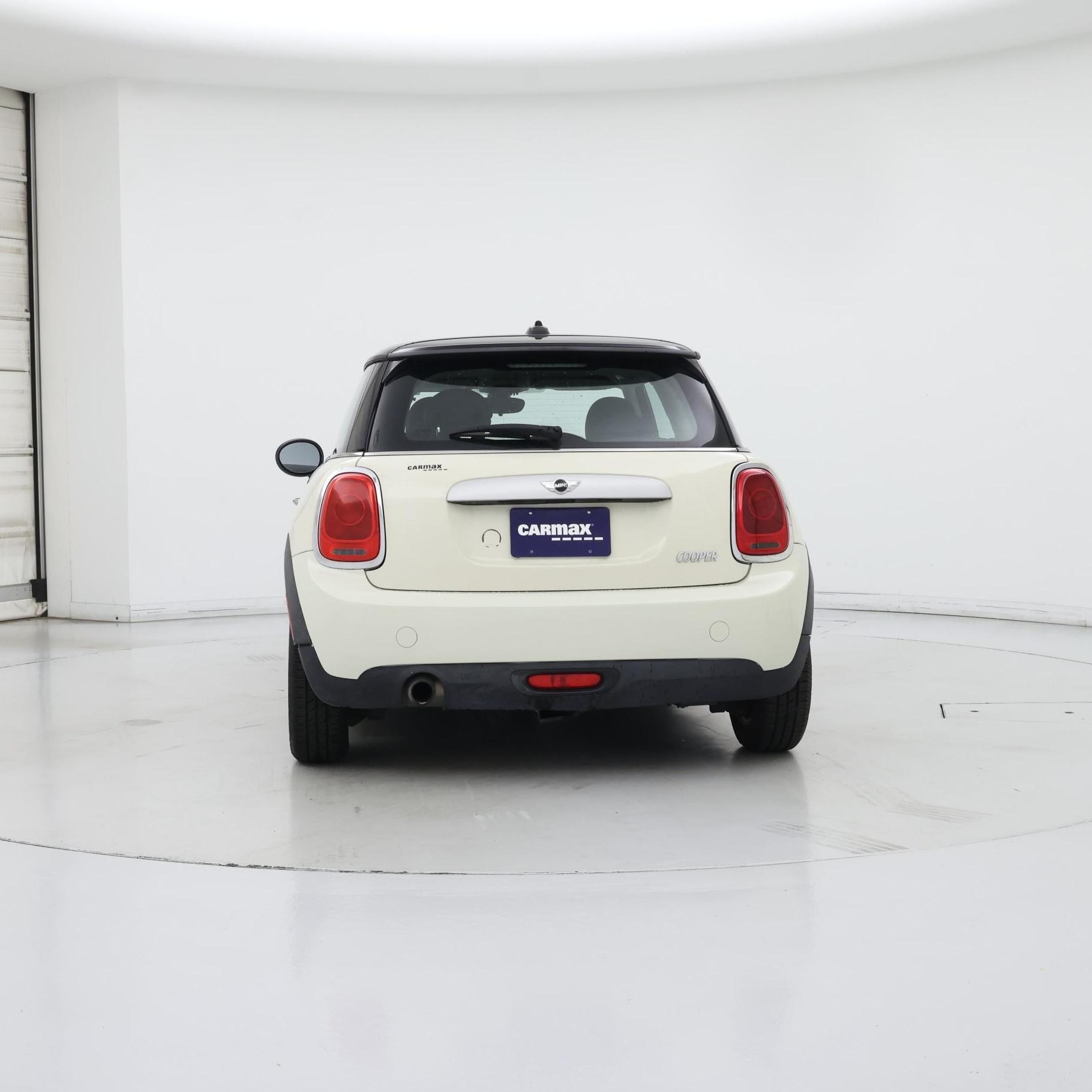 Thumbnail: 2015 MINI Cooper Hardtop - 6