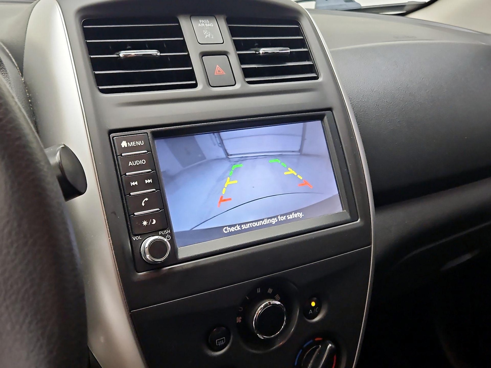 2019 Nissan Versa Sedan SV - Photo 15