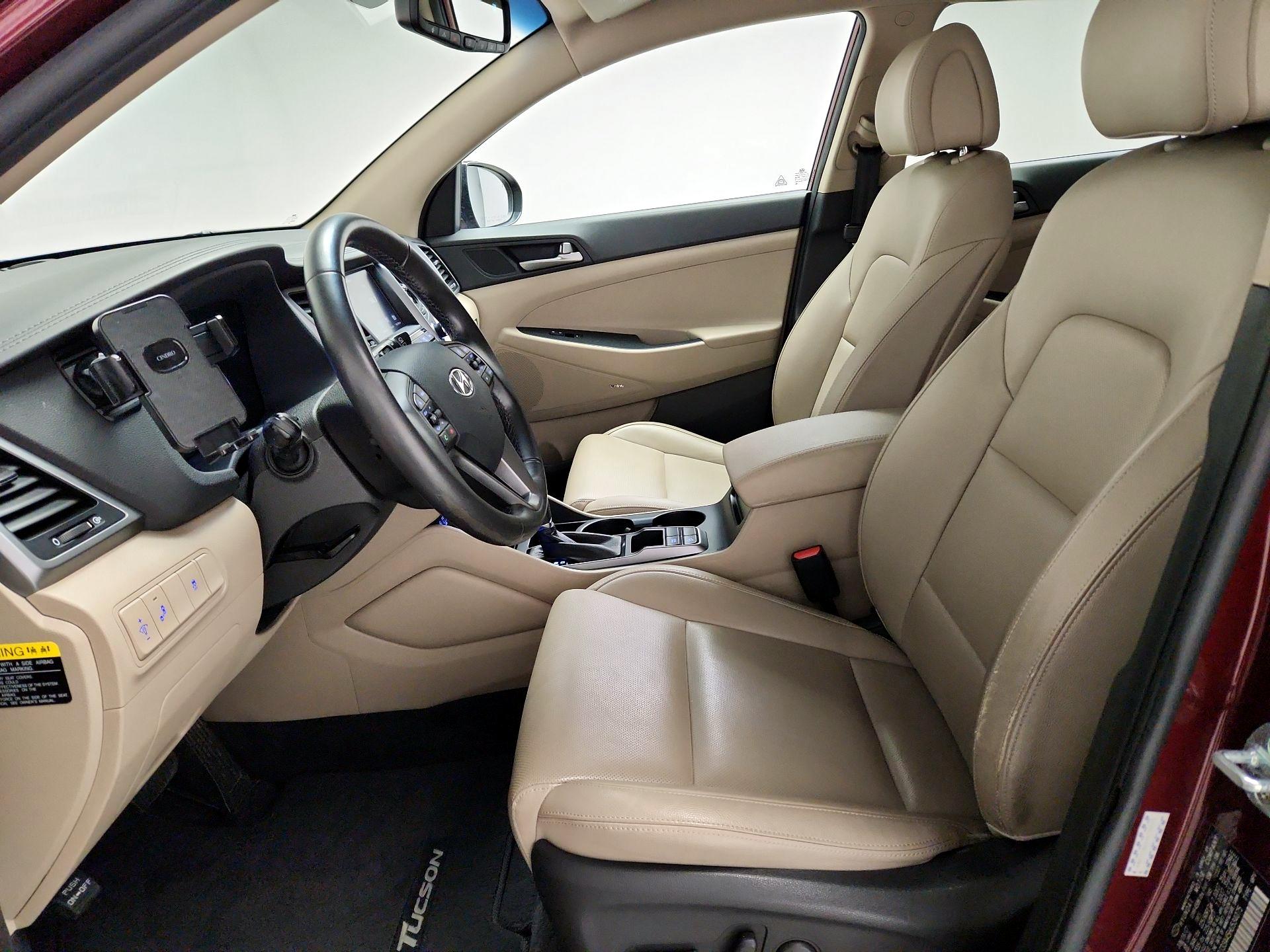 Thumbnail: 2017 Hyundai Tucson - 11