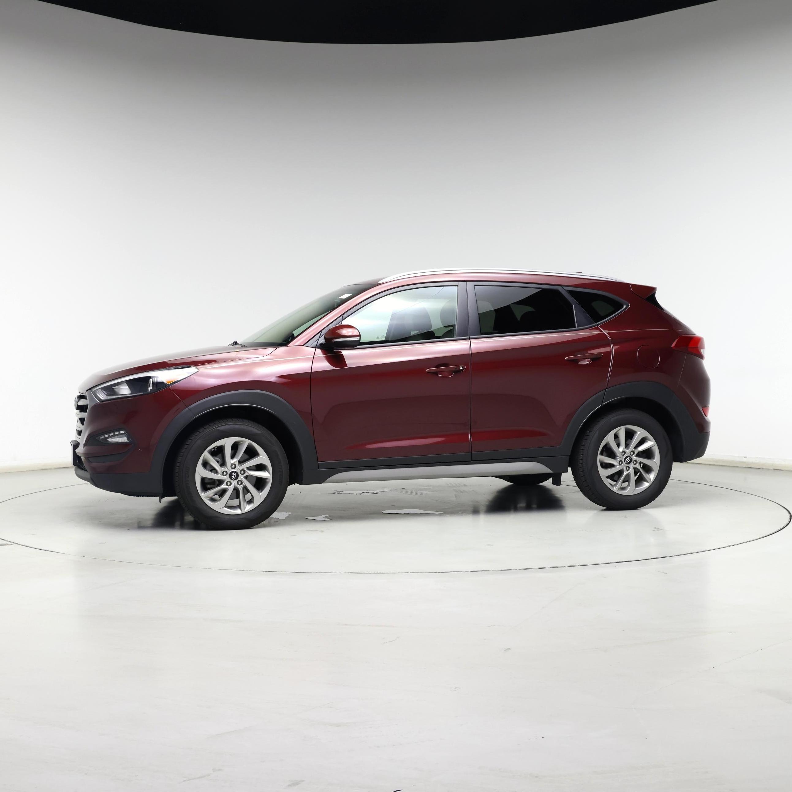 Thumbnail: 2017 Hyundai Tucson - 3