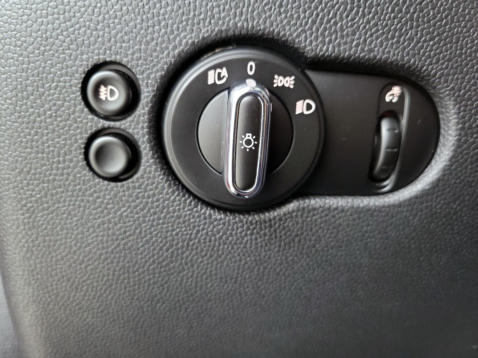 2019 MINI Hardtop 2 Door - Photo 14