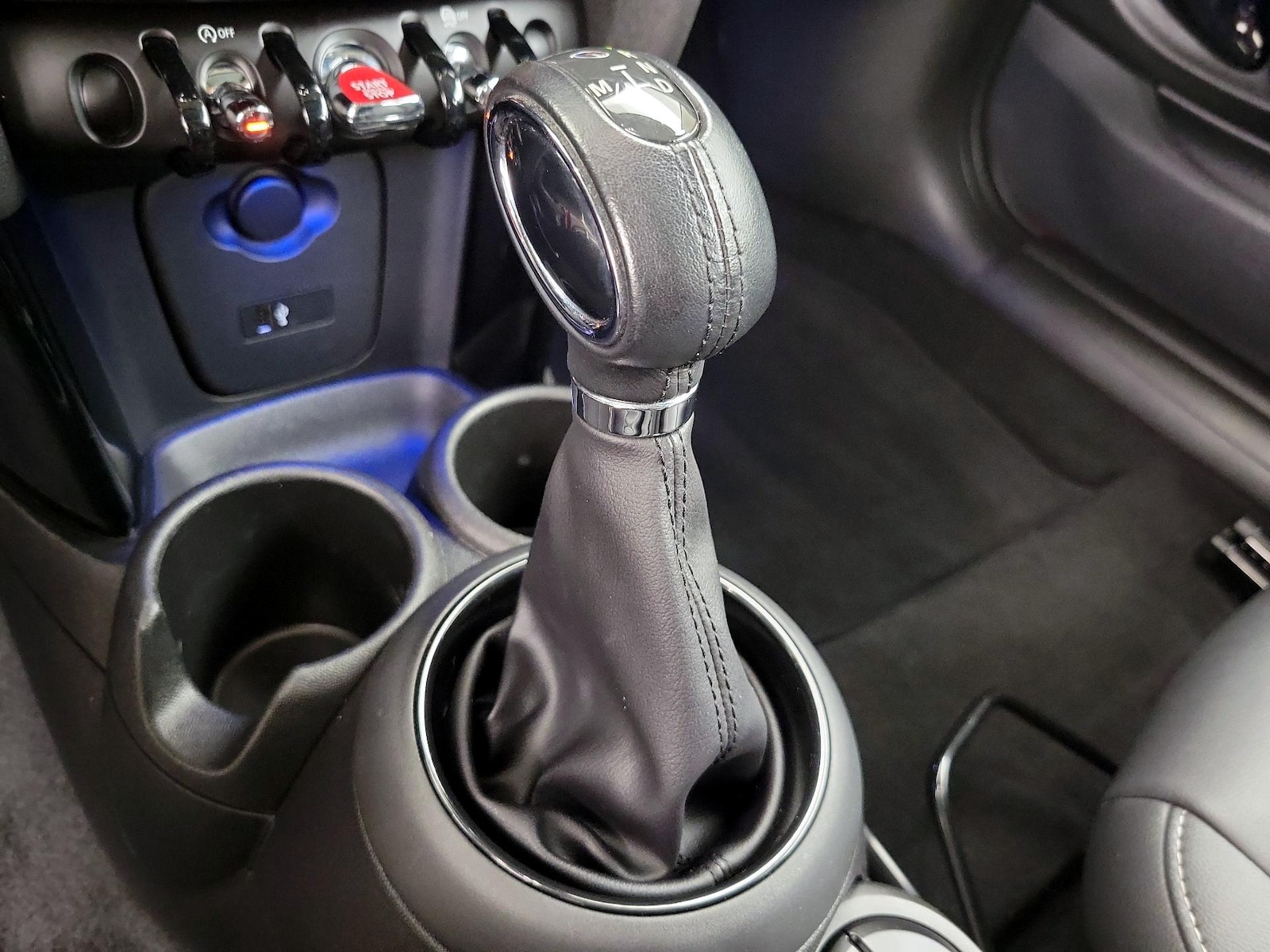 2019 MINI Hardtop 2 Door - Photo 18
