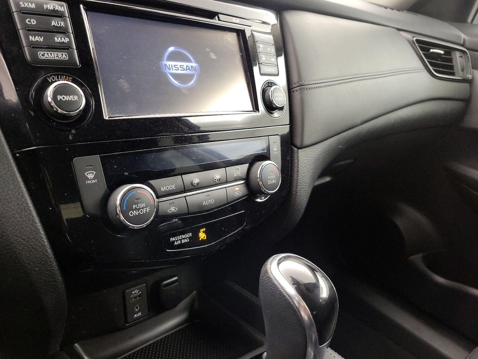 2017 Nissan Rogue SL - Photo 17