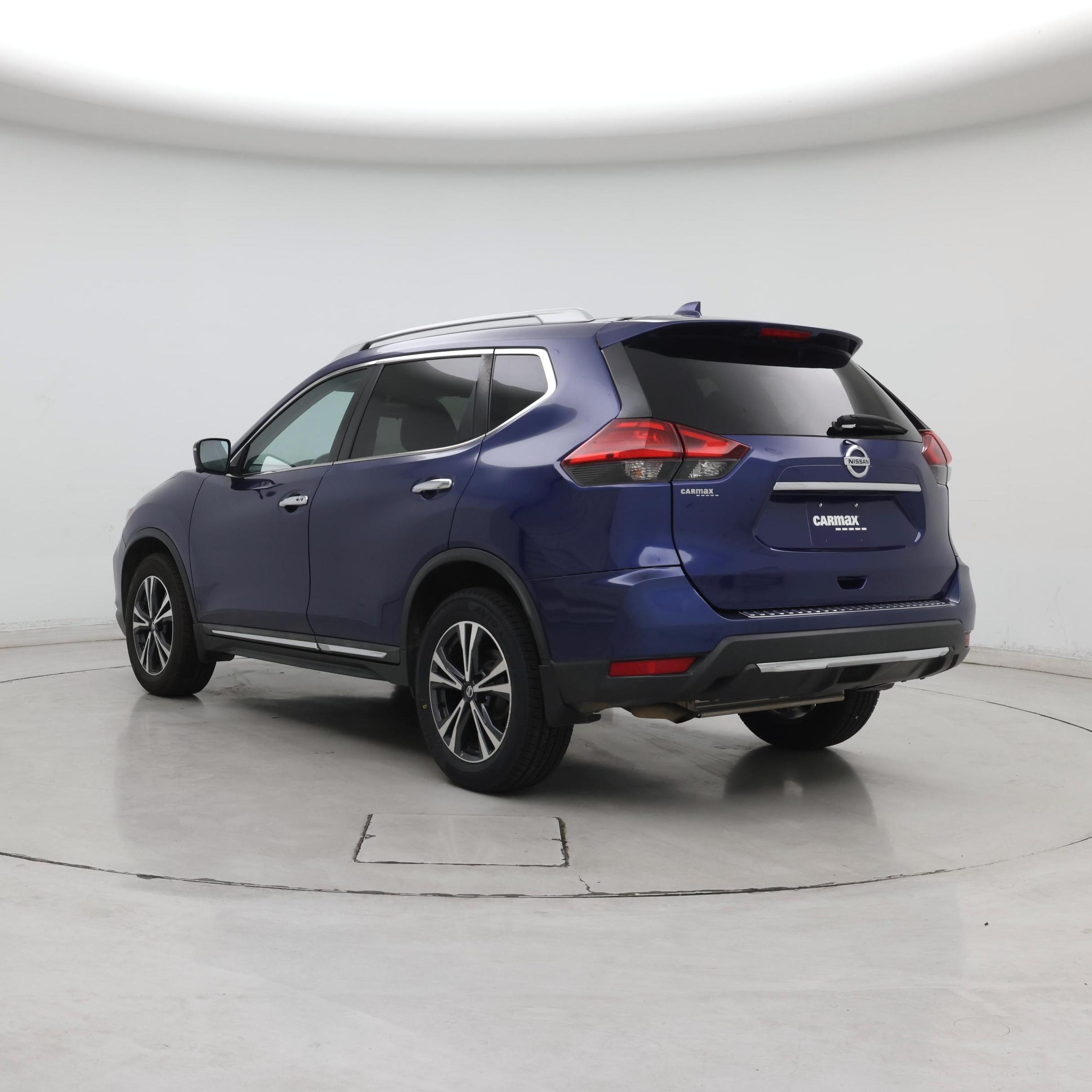 Thumbnail: 2017 Nissan Rogue - 2