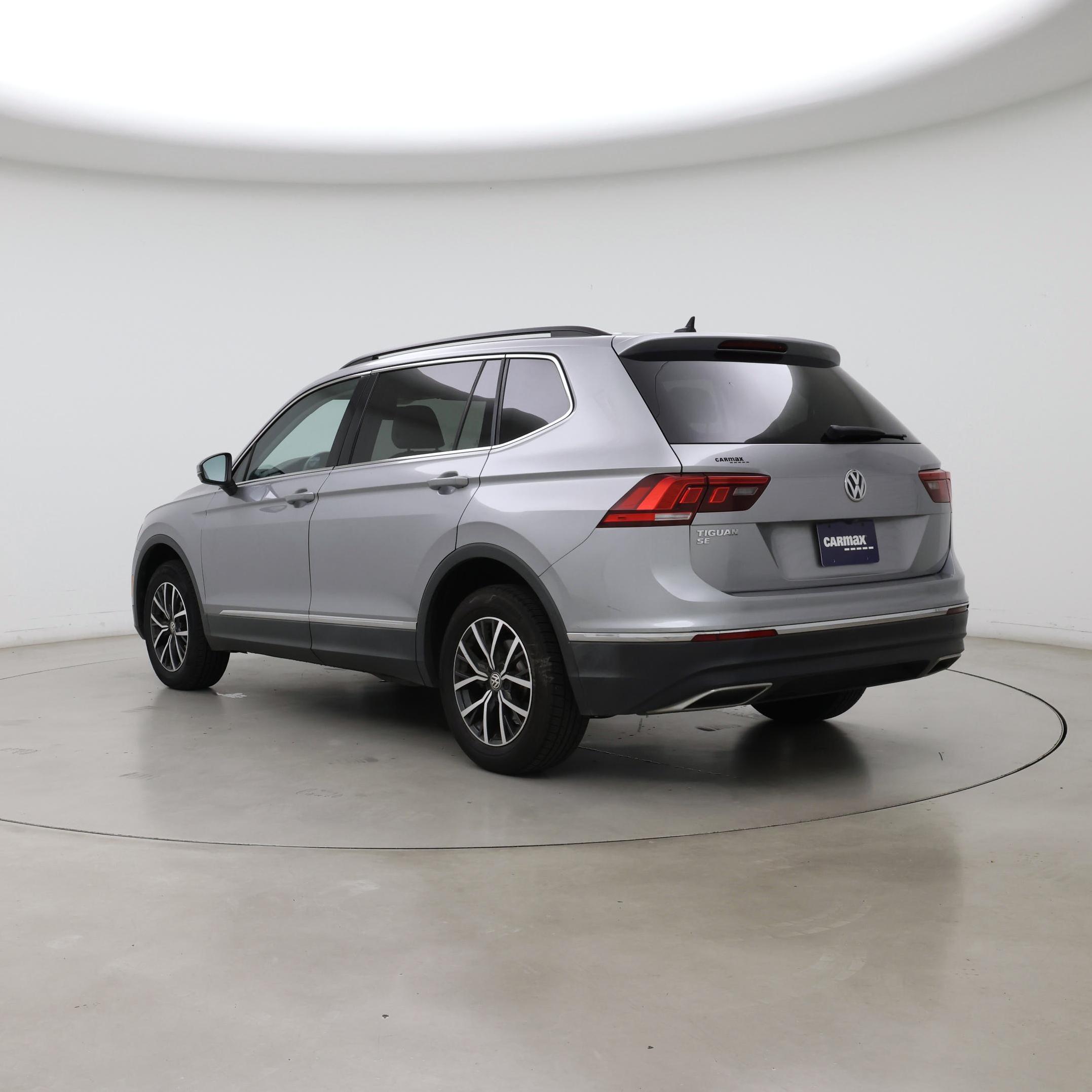 Thumbnail: 2020 Volkswagen Tiguan - 2