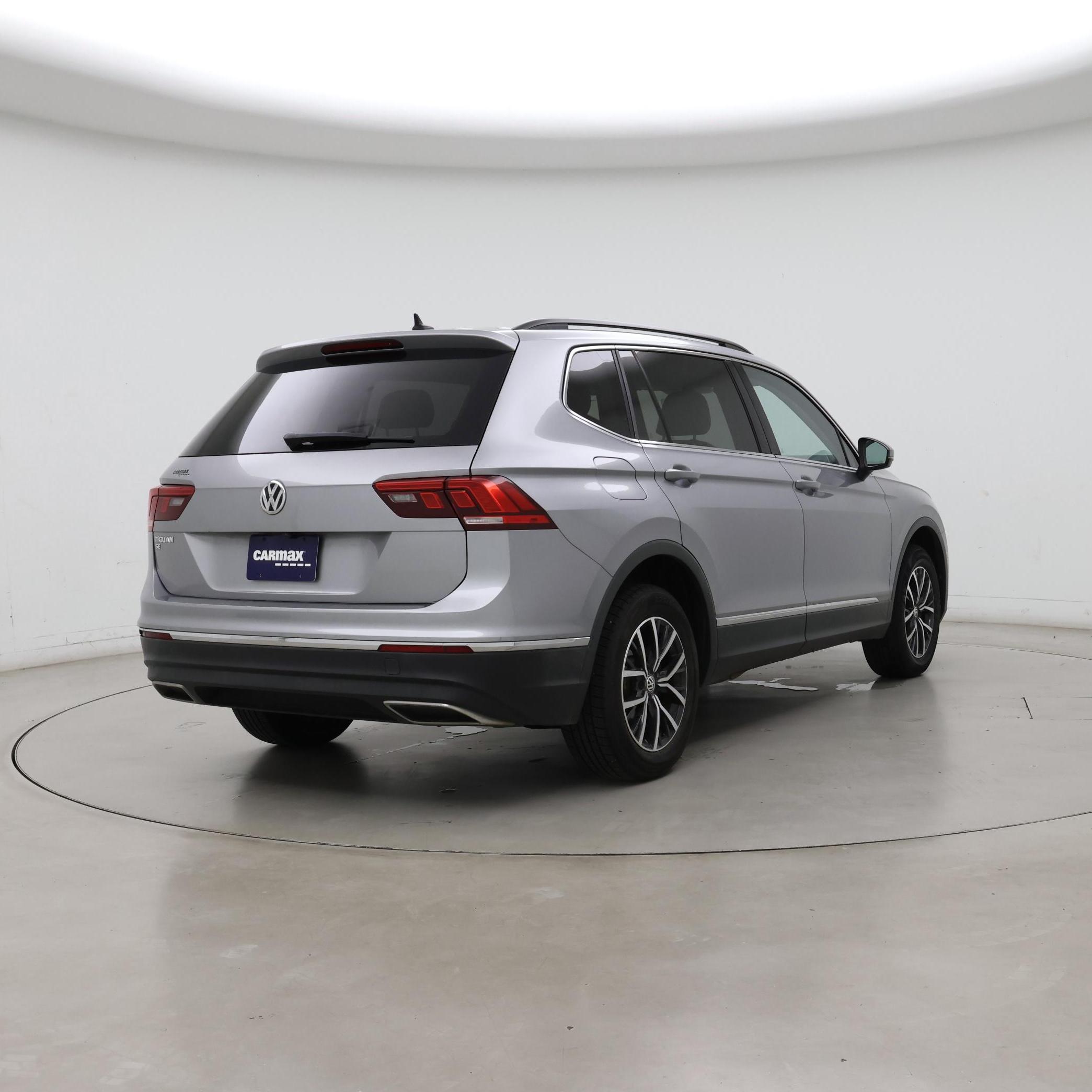 Thumbnail: 2020 Volkswagen Tiguan - 8
