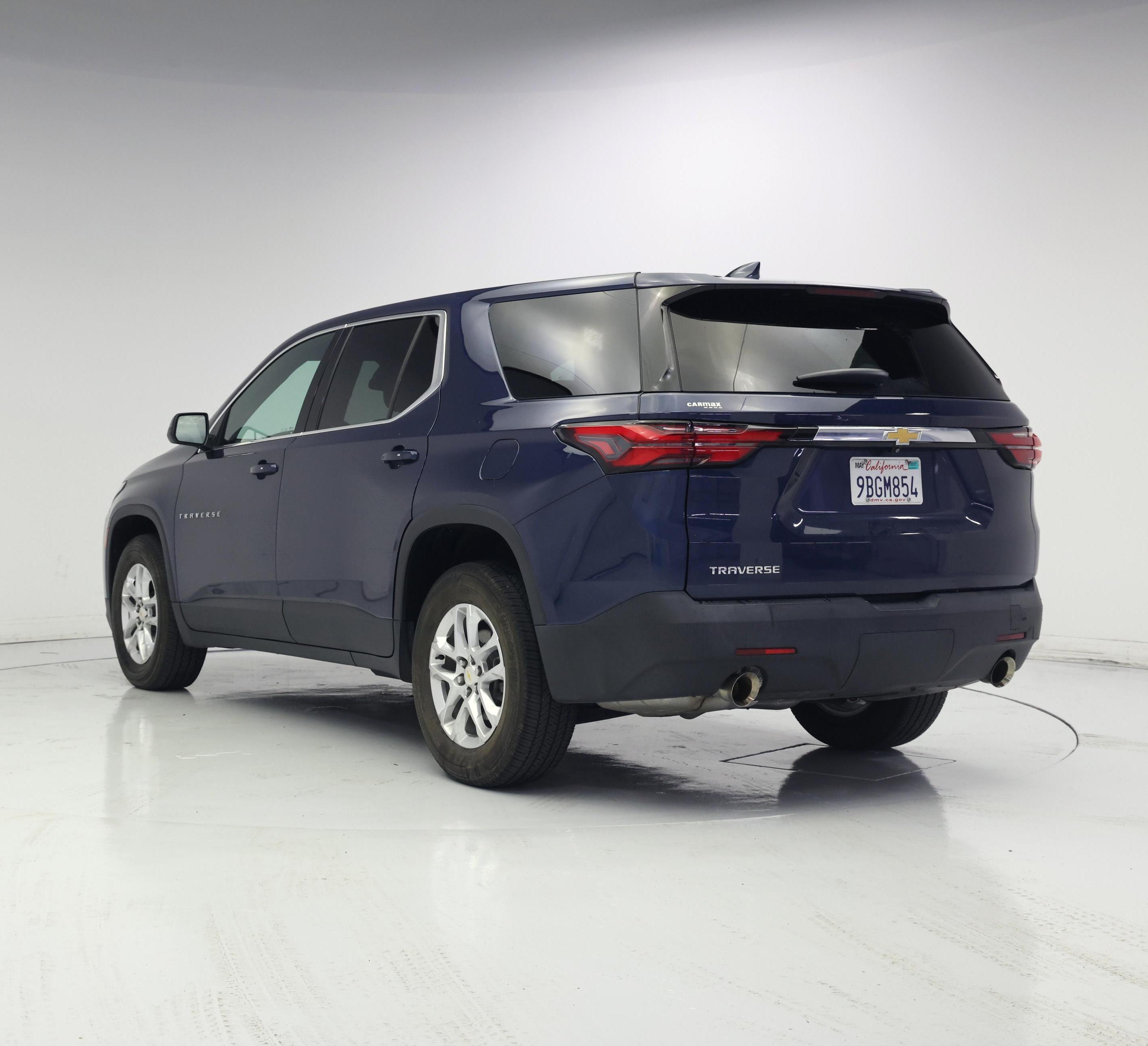 Thumbnail: 2022 Chevrolet Traverse - 2