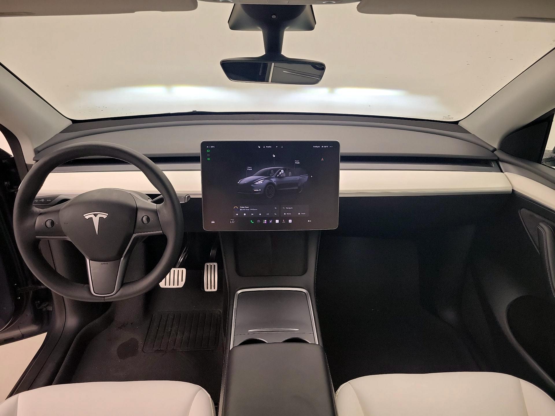 Thumbnail: 2023 Tesla Model Y - 9