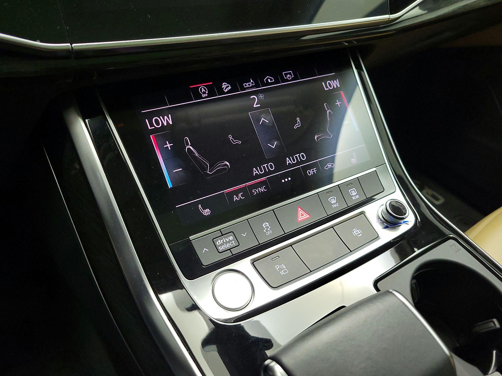 Thumbnail: 2020 Audi Q7 - 15