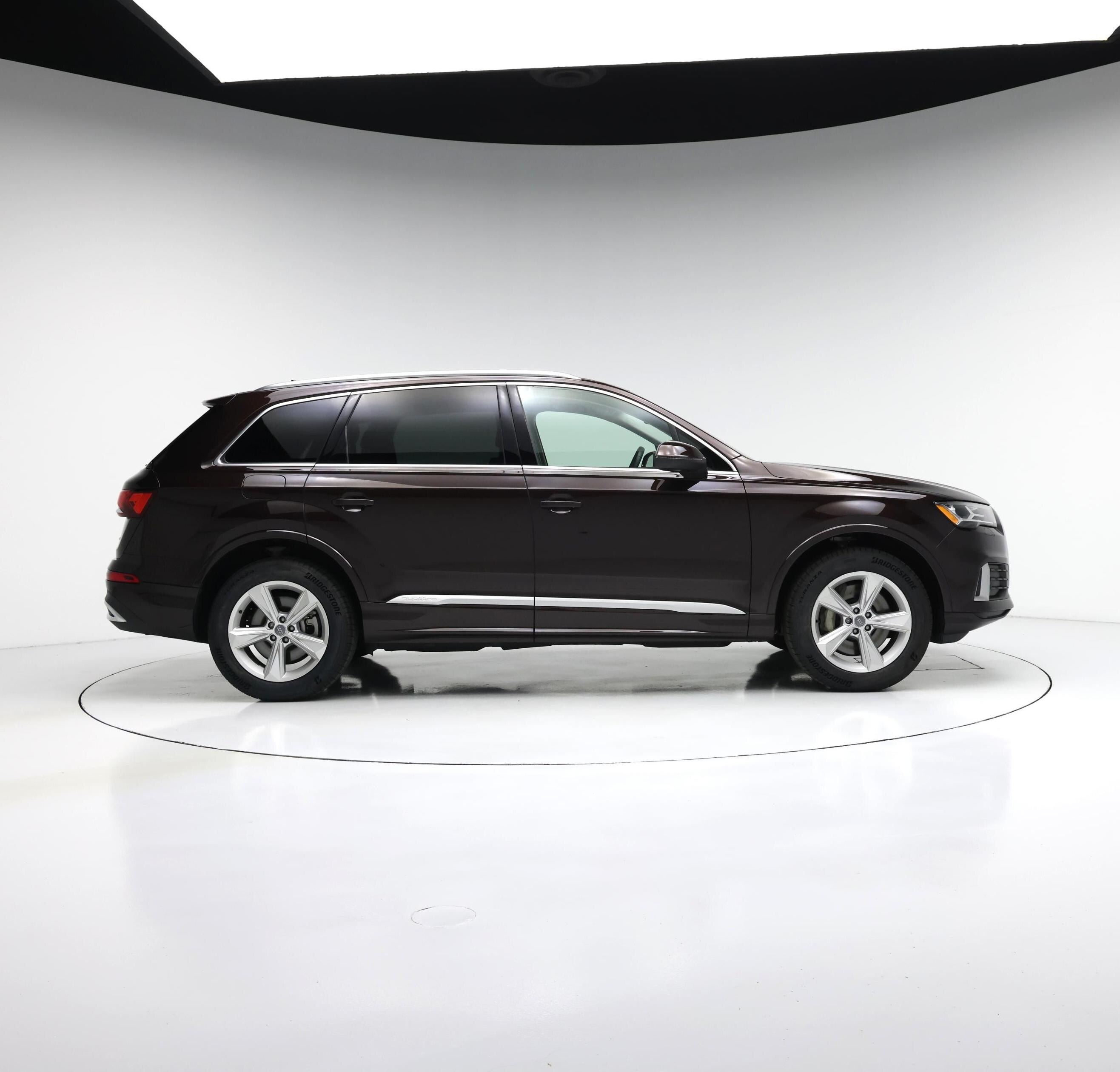 Thumbnail: 2020 Audi Q7 - 7