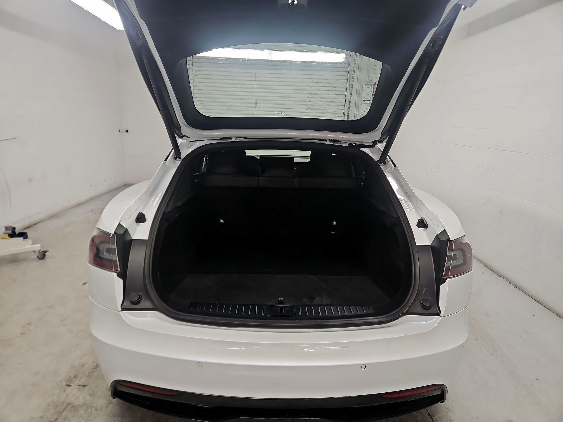 Thumbnail: 2021 Tesla Model S - 20