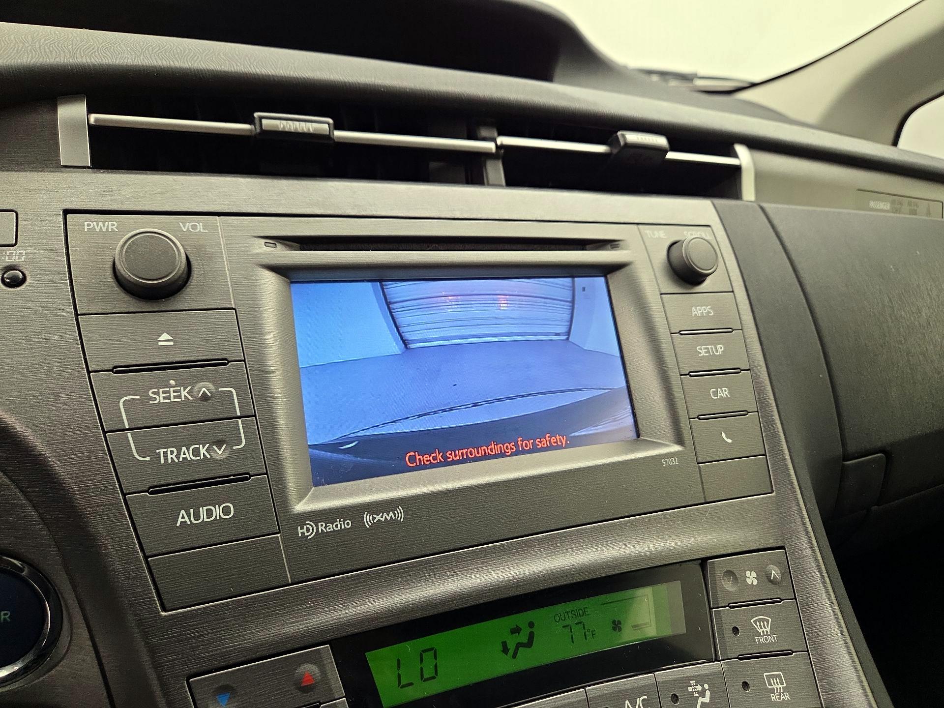 Thumbnail: 2015 Toyota Prius - 15