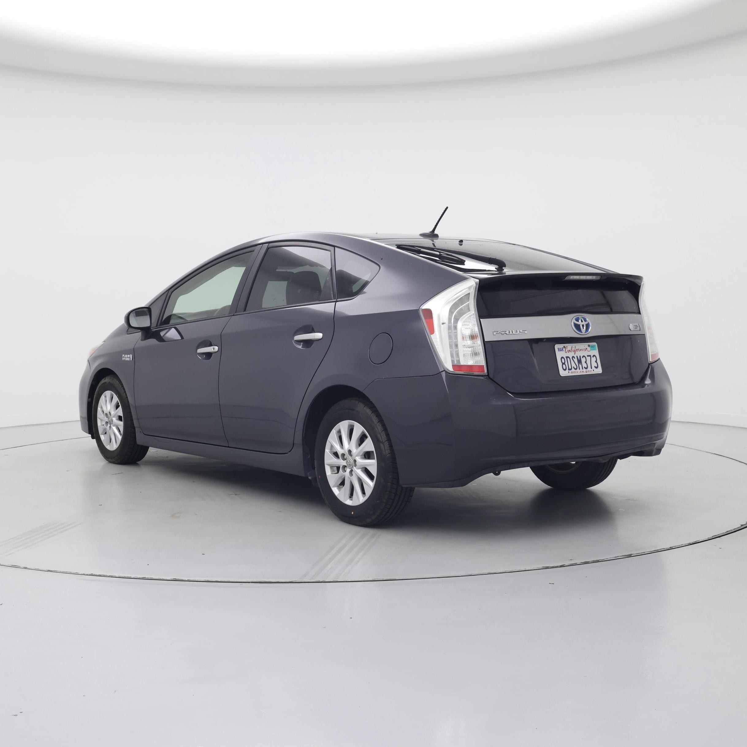 Thumbnail: 2015 Toyota Prius - 2