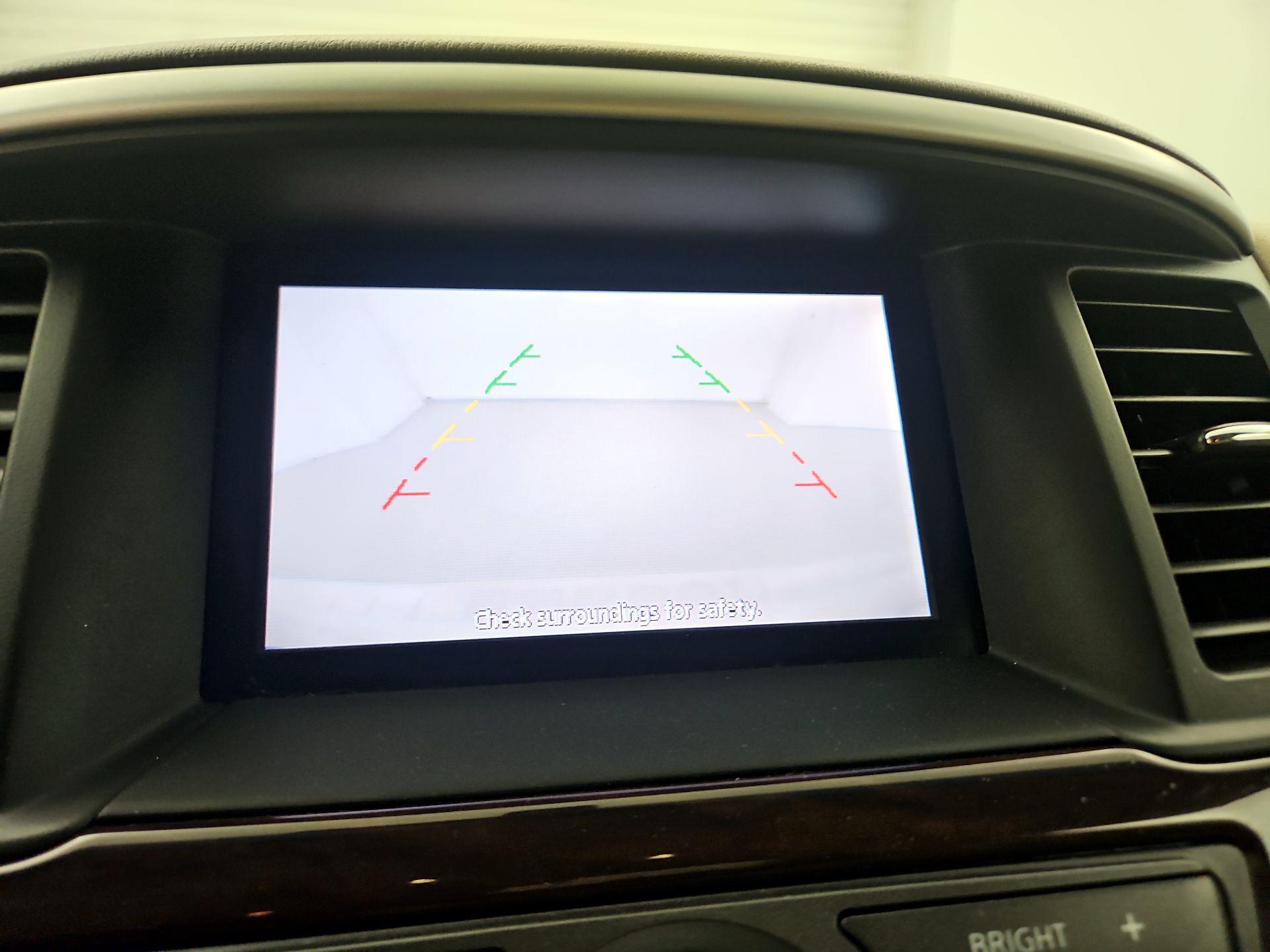 Thumbnail: 2015 Nissan Pathfinder - 12