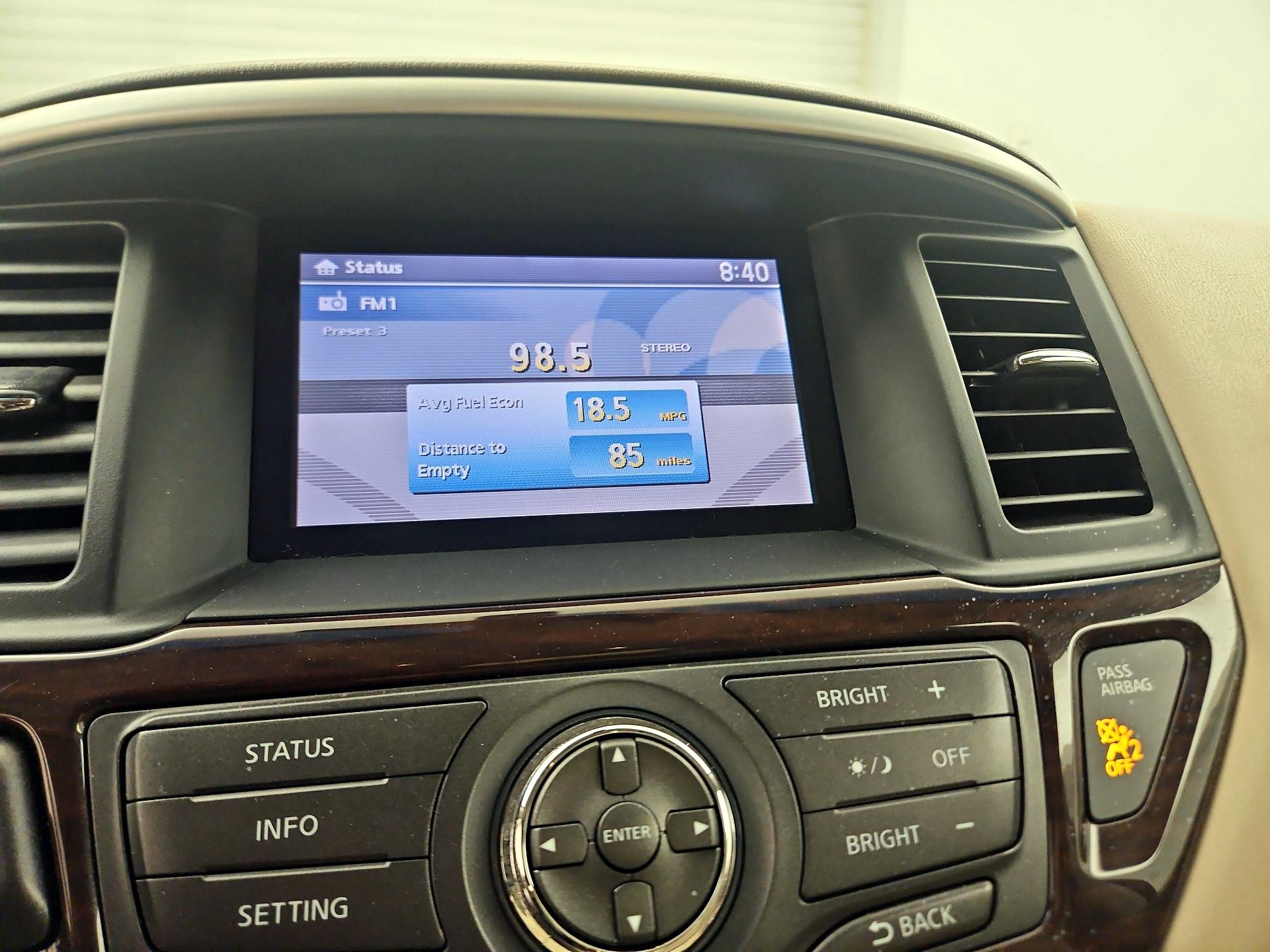 Thumbnail: 2015 Nissan Pathfinder - 13