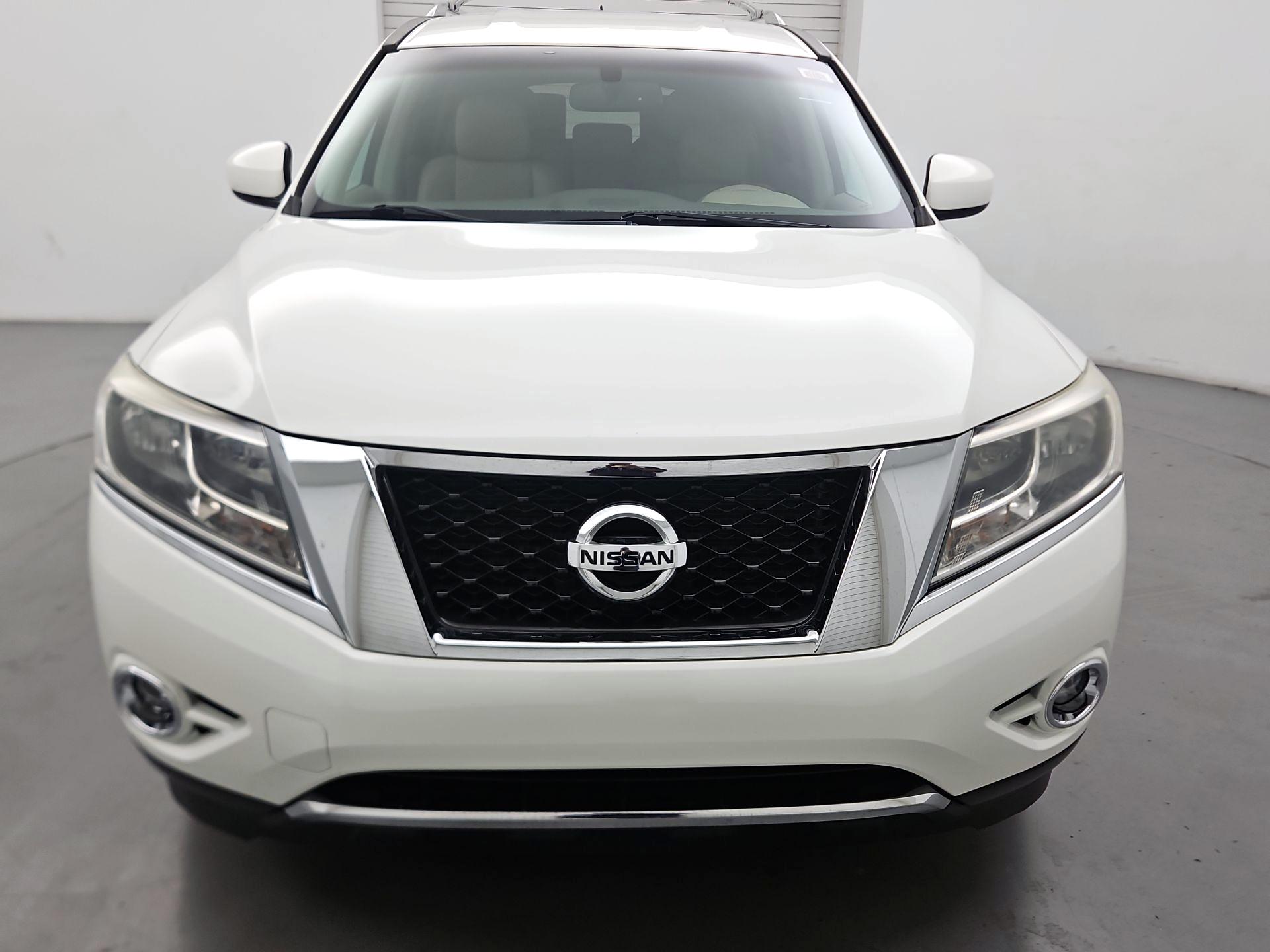 Thumbnail: 2015 Nissan Pathfinder - 2