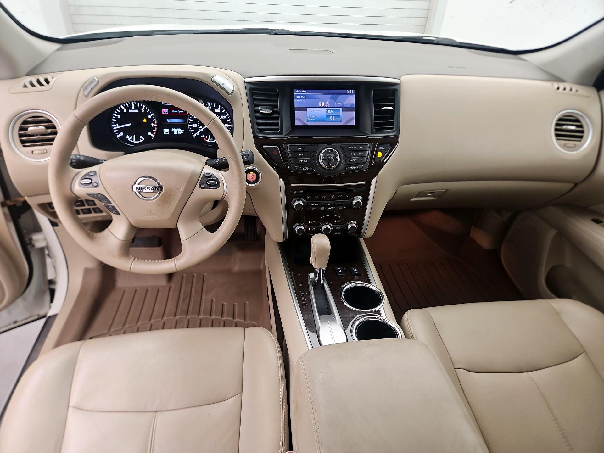 Thumbnail: 2015 Nissan Pathfinder - 8