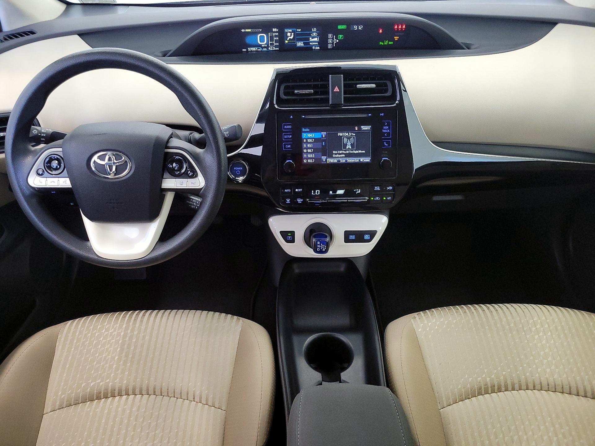 Thumbnail: 2018 Toyota Prius - 9
